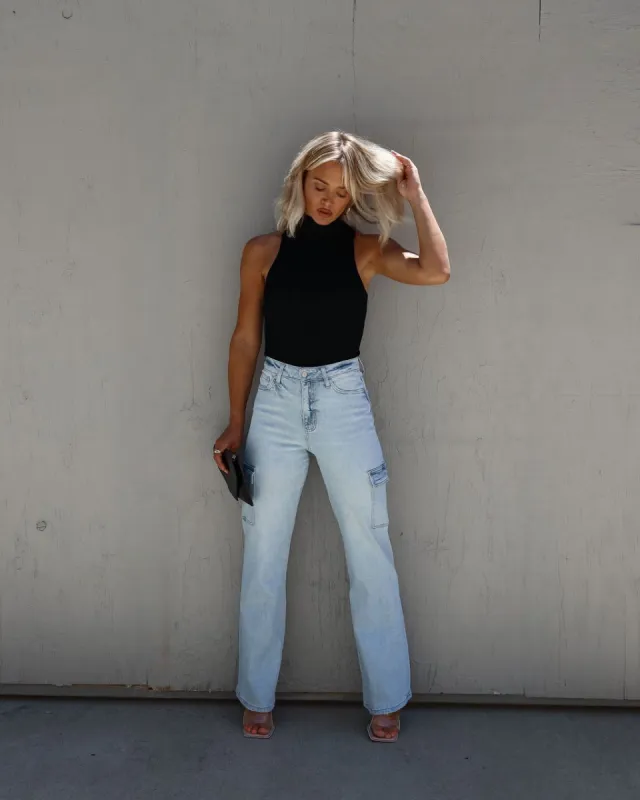 Derossi 90s High Rise Cargo Jeans - Light Wash sold by Vici