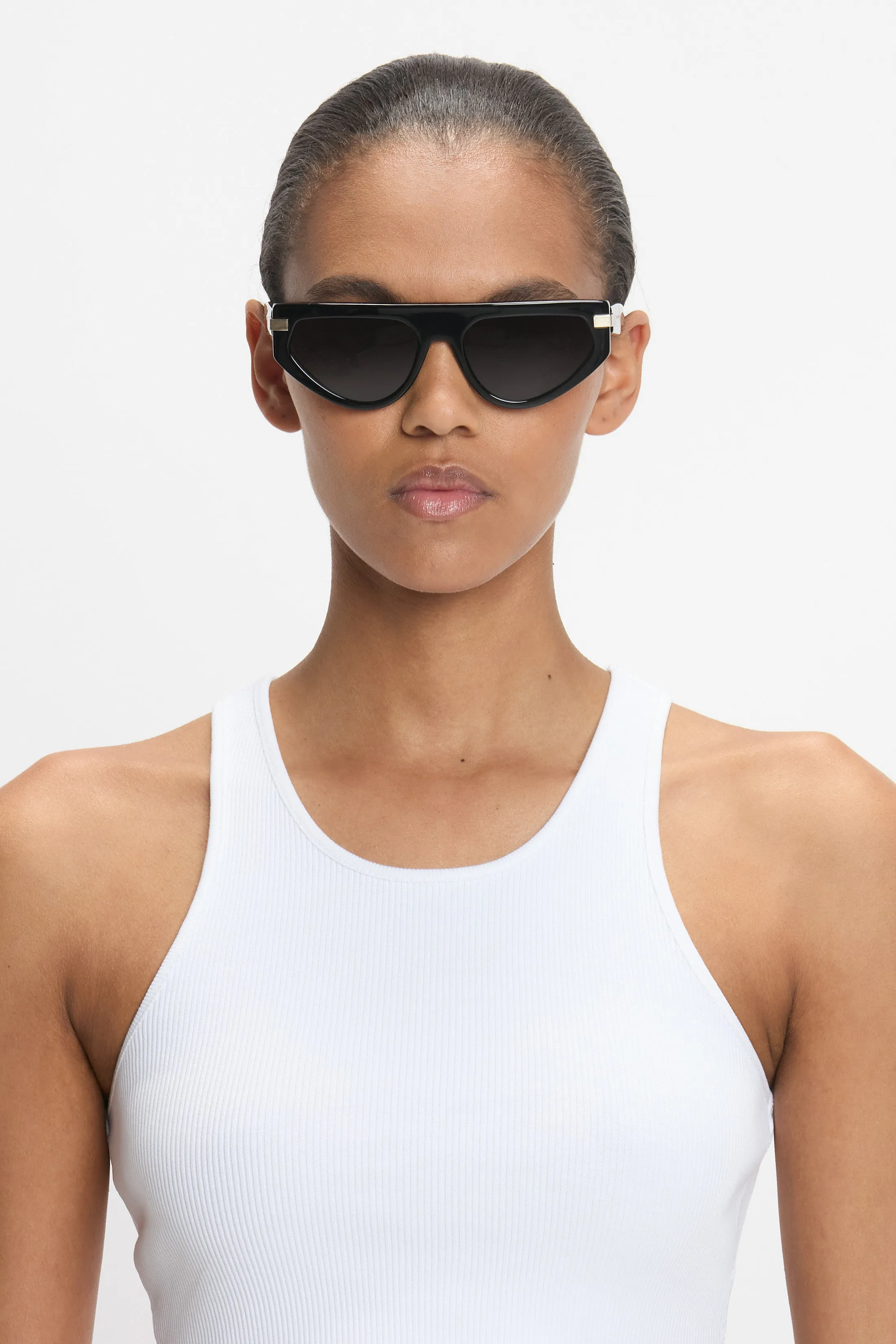 Visor Hinge-Detail Sunglasses In Black sold by Victoria Beckham product image thumbnail 2