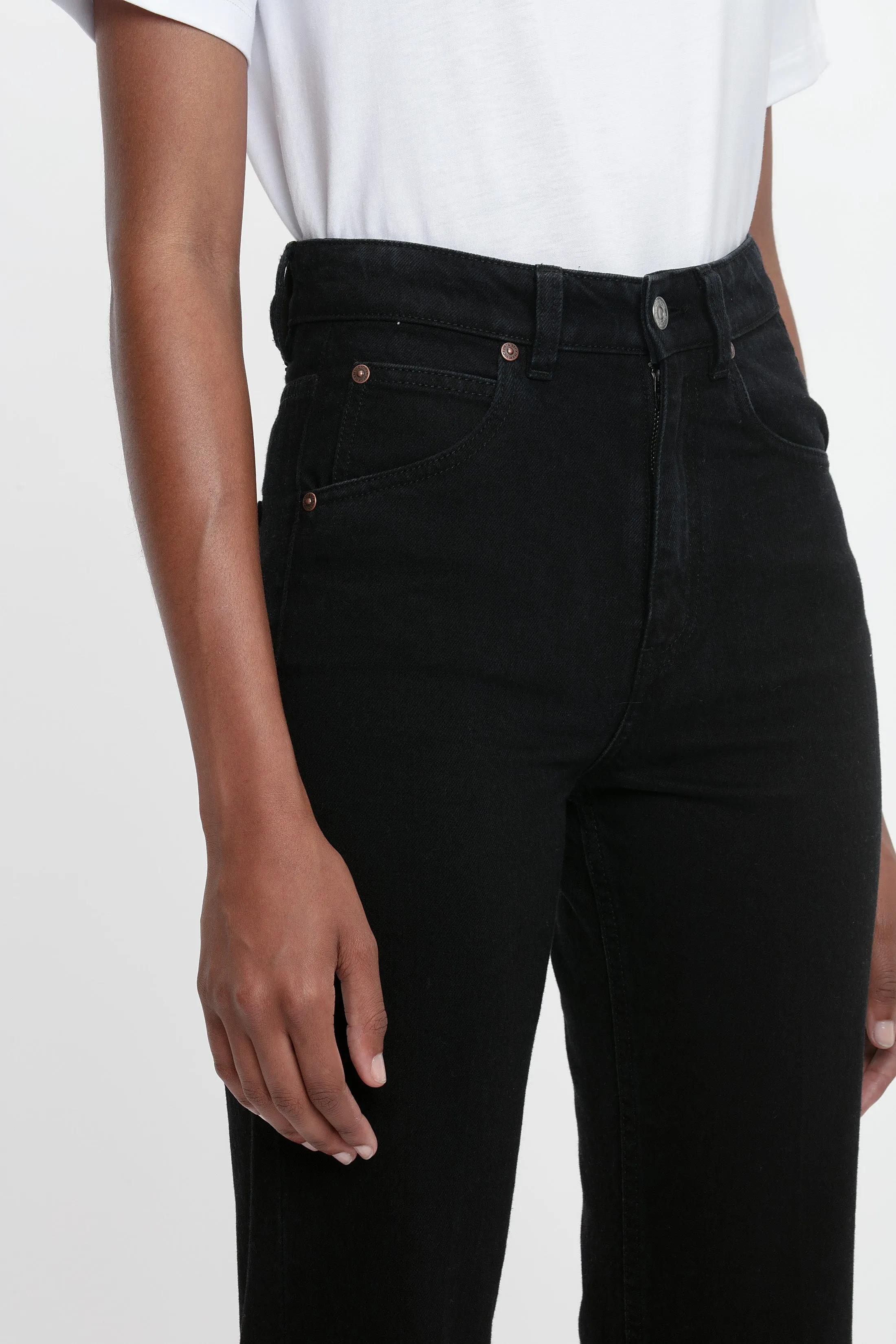 Julia Stretch Jean In Washed Black sold by Victoria Beckham product image thumbnail 3