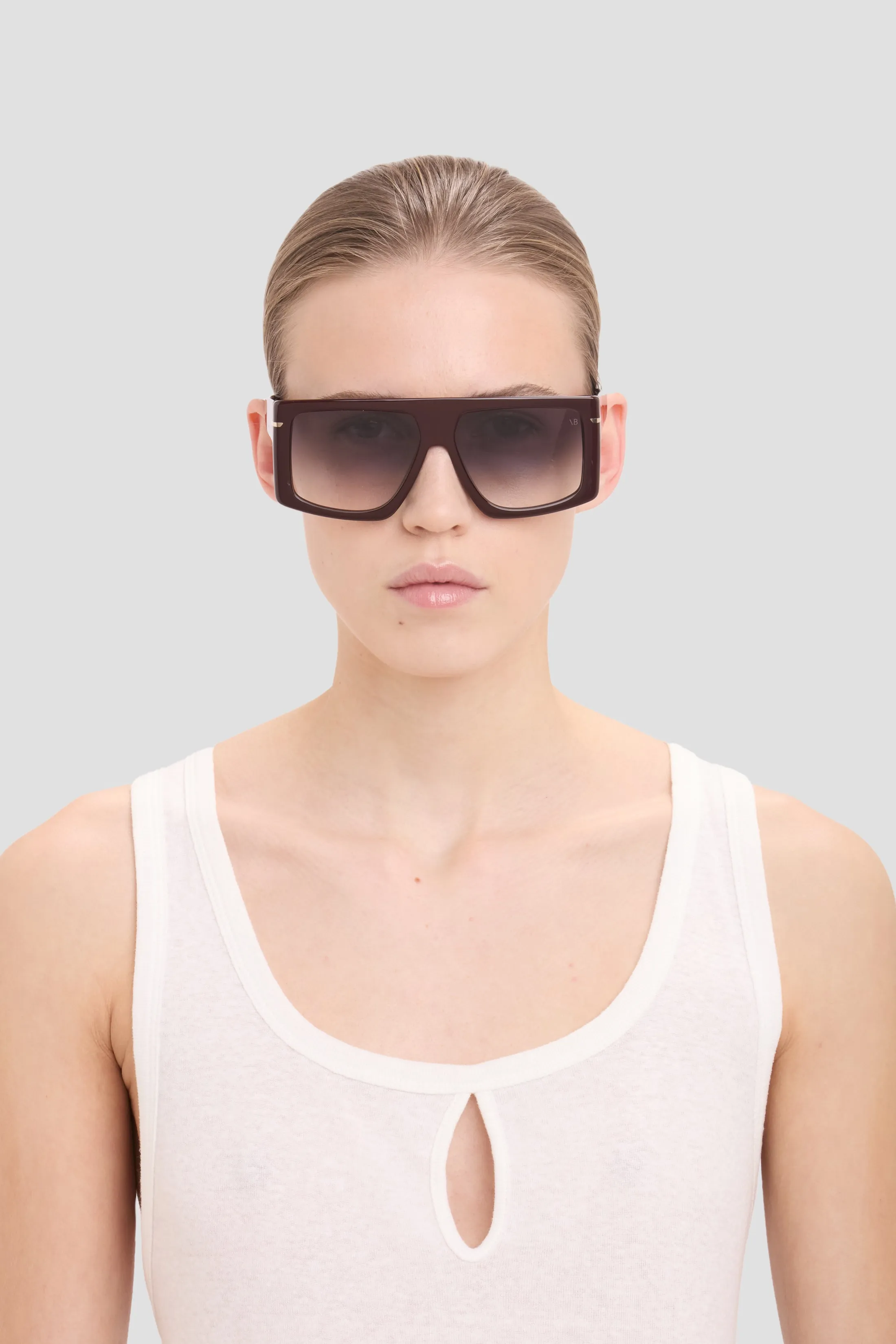 Oversized Flat Top Frame In Burgundy sold by Victoria Beckham product image thumbnail 2
