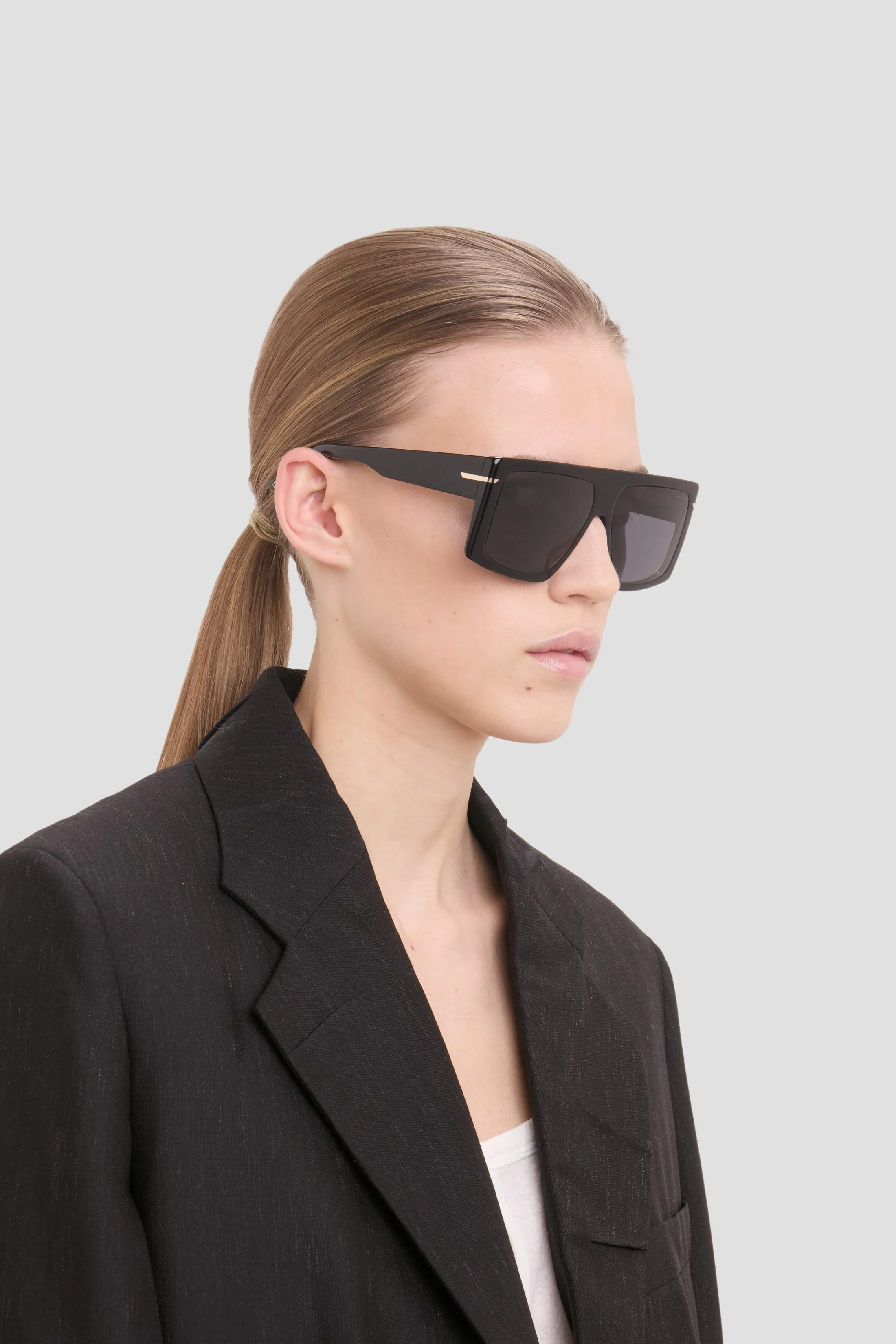 Oversized Flat Top Frame In Black sold by Victoria Beckham product image thumbnail 2