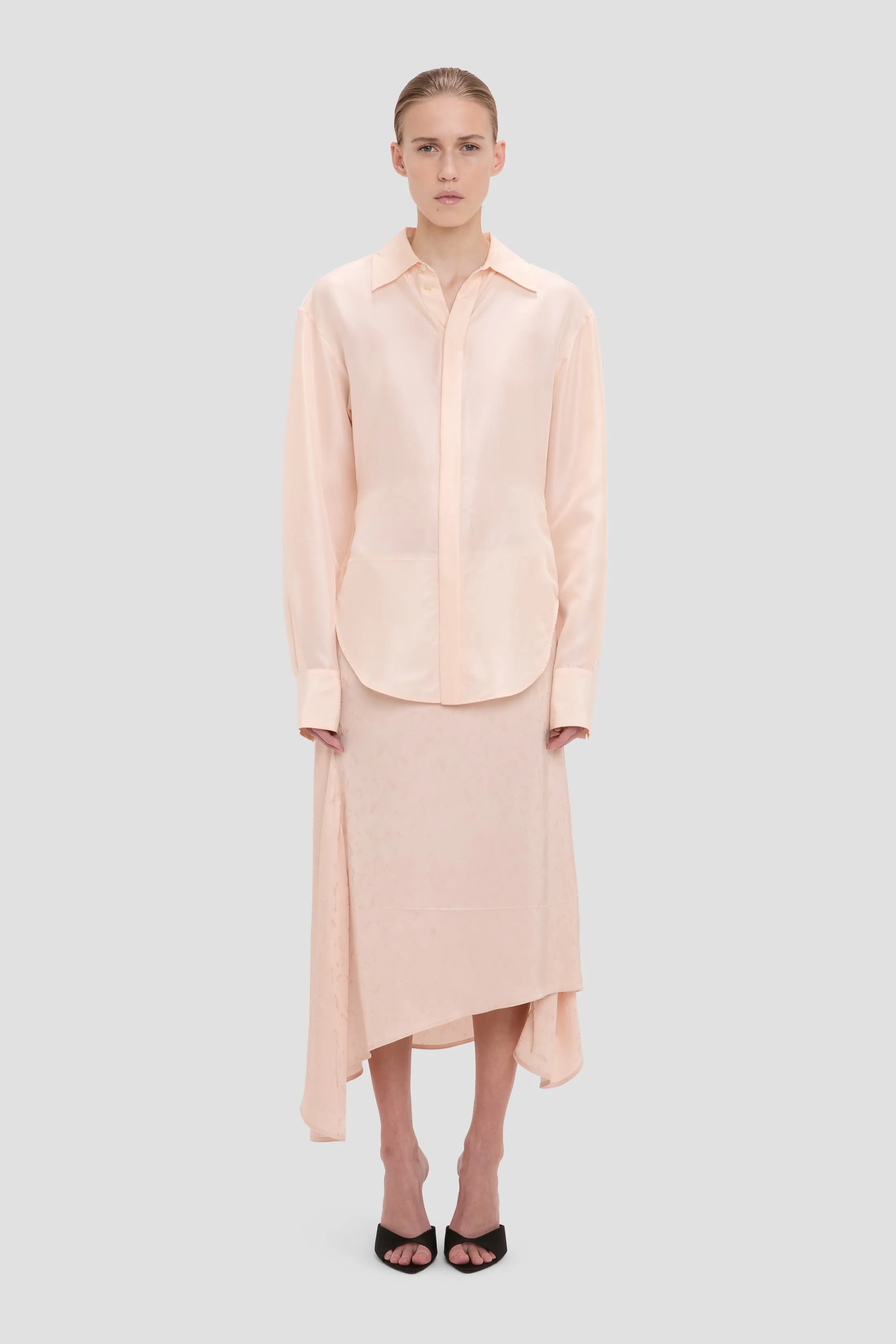 Slim Crease Detail In Blossom sold by Victoria Beckham