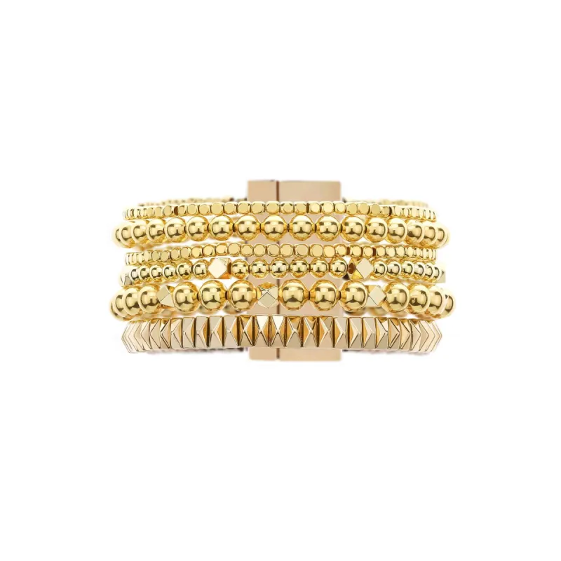 Hatteras sold by Victoria Emerson