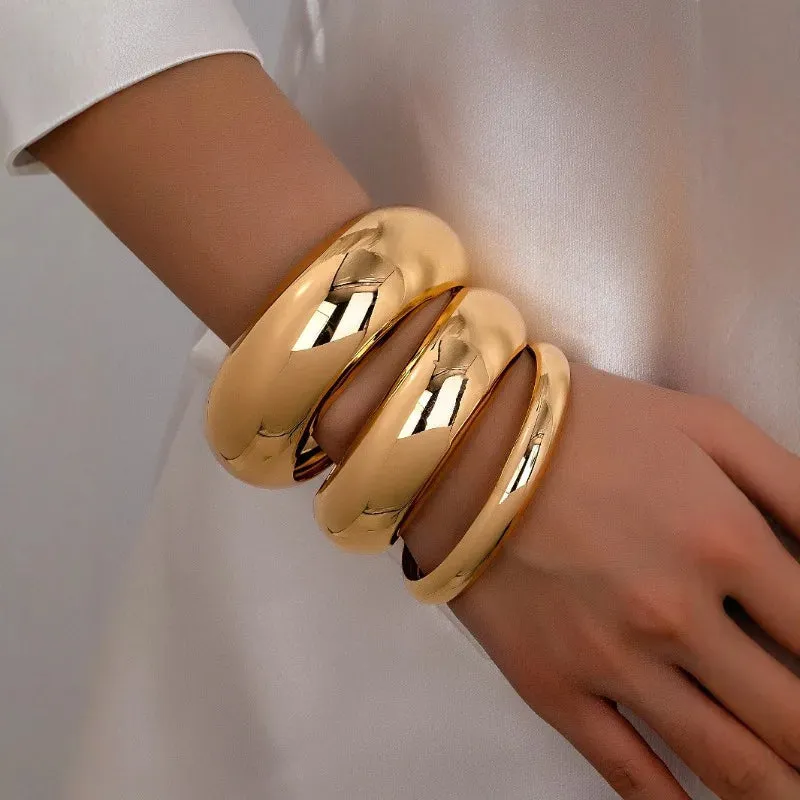 Smooth Bangle Set (3-Piece) made by Victoria Emerson