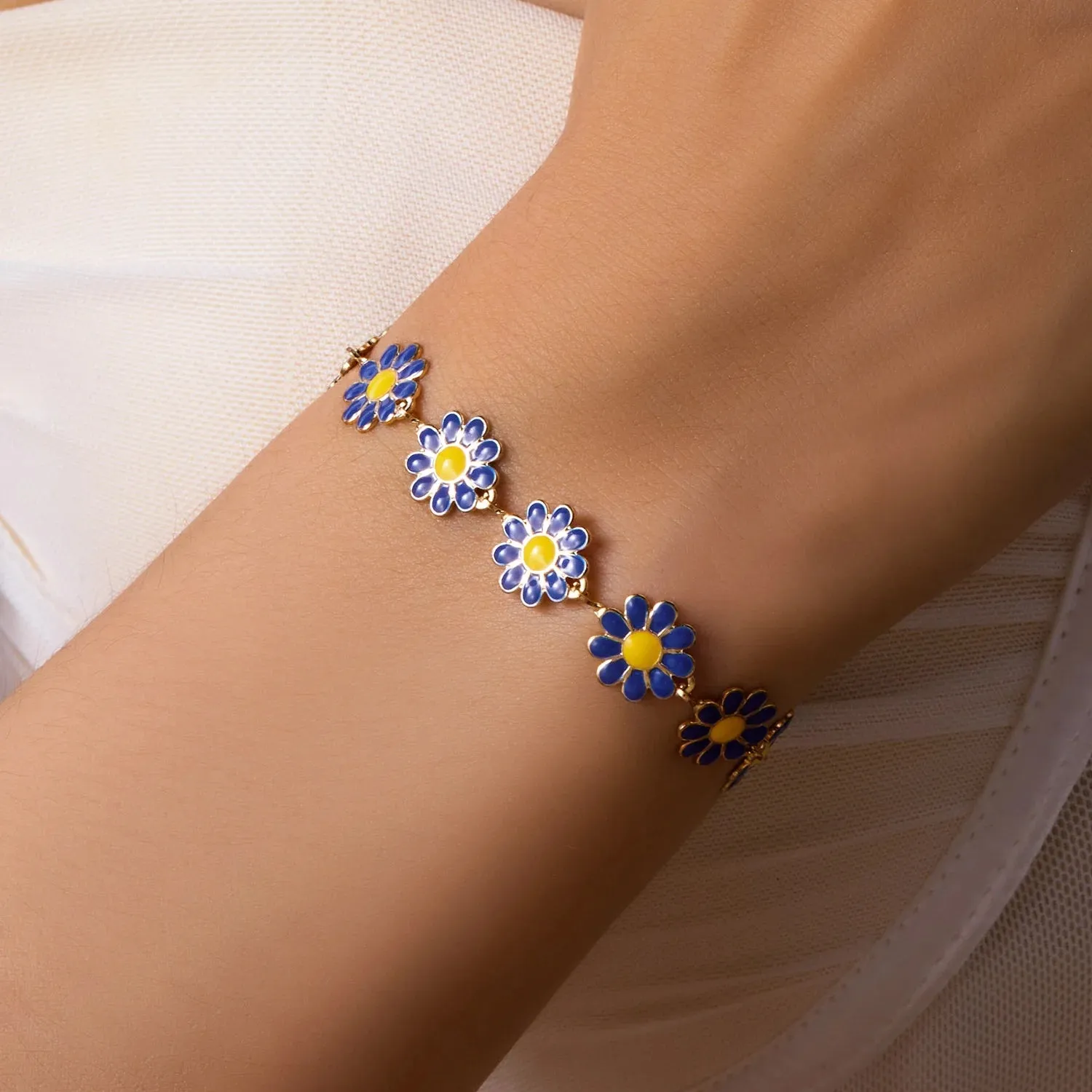 Daisy Beaded Bracelet sold by Victoria Emerson product image thumbnail 4
