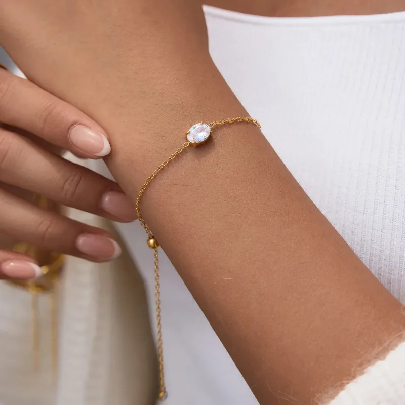 Heart & Round Zircon Charm Chain Bracelet made by Victoria Emerson
