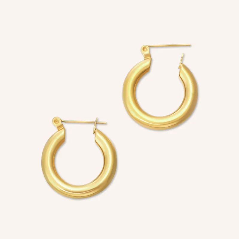 Amanda Seamless Huggies sold by Victoria Emerson