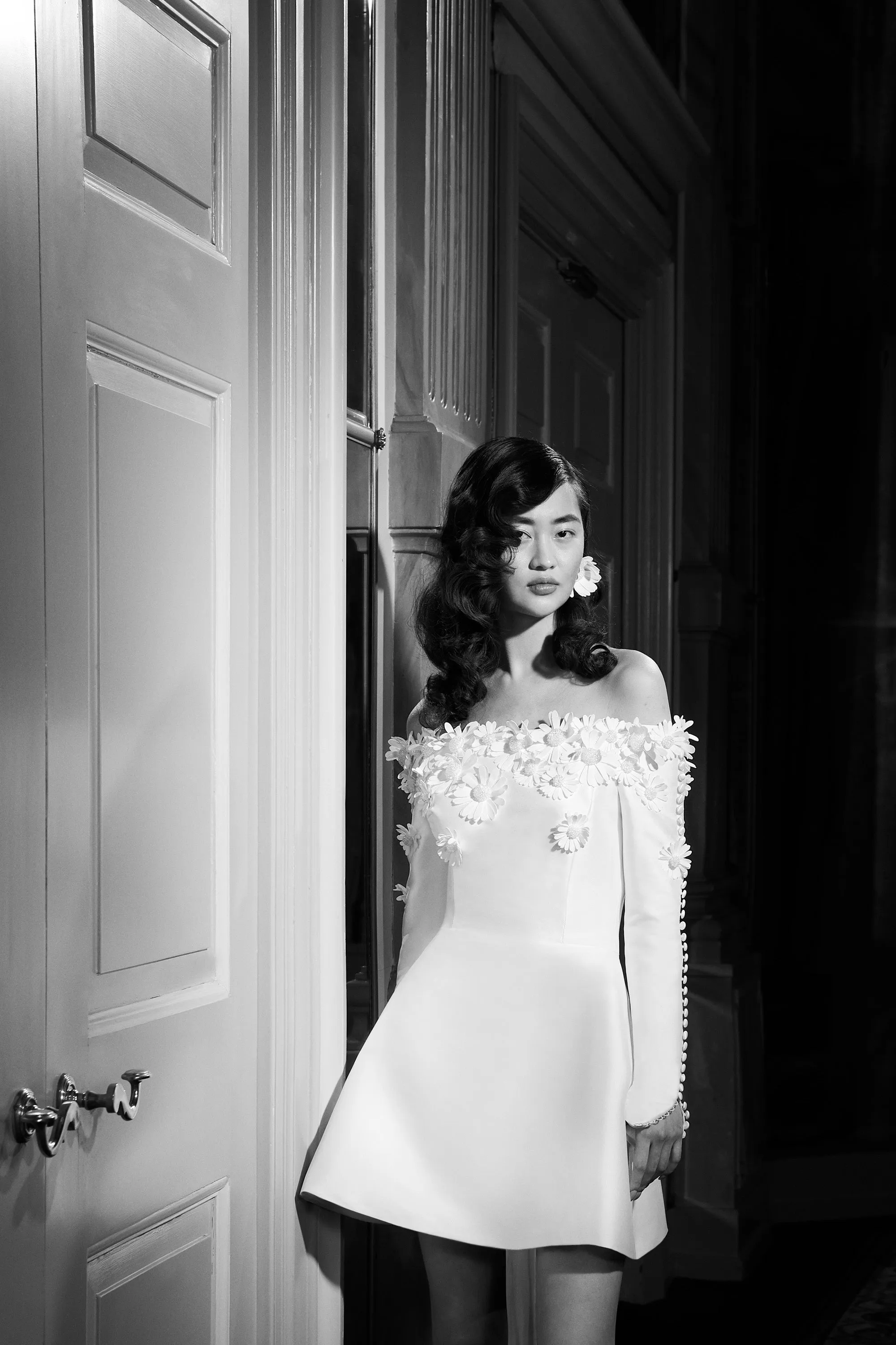 VRM282ER - DAISY EARRINGS sold by Viktor & Rolf