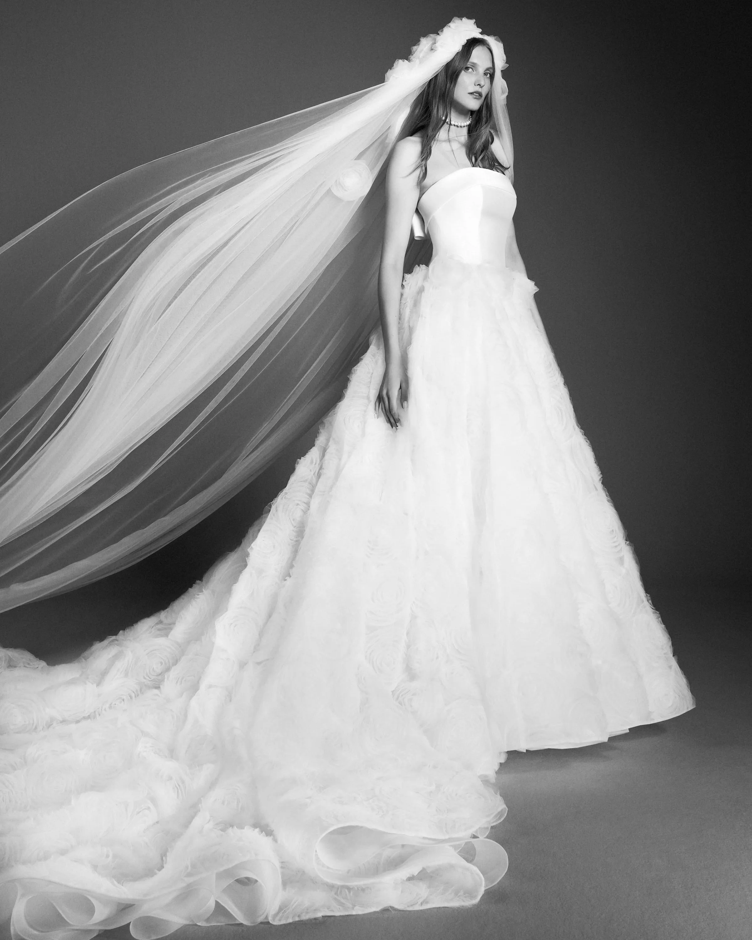 VRM413V - TULLE ROSE VEIL sold by Viktor & Rolf product image thumbnail 2