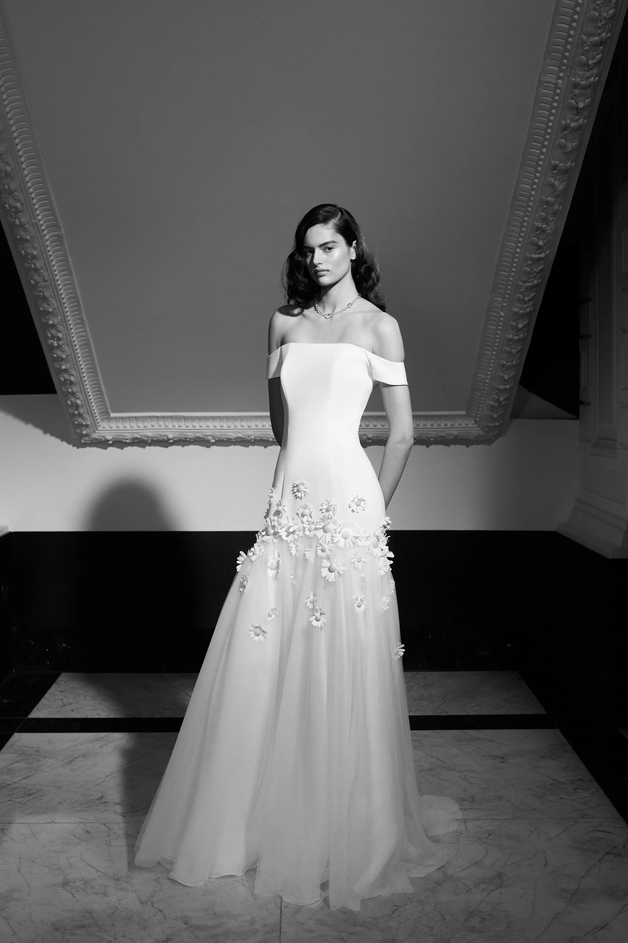 VRM294 - 60S DAISIES MERMAID sold by Viktor & Rolf