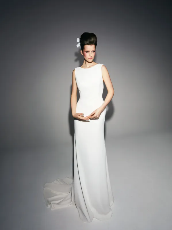 VRM339 - OPEN BACK CRÊPE MERMAID sold by Viktor & Rolf