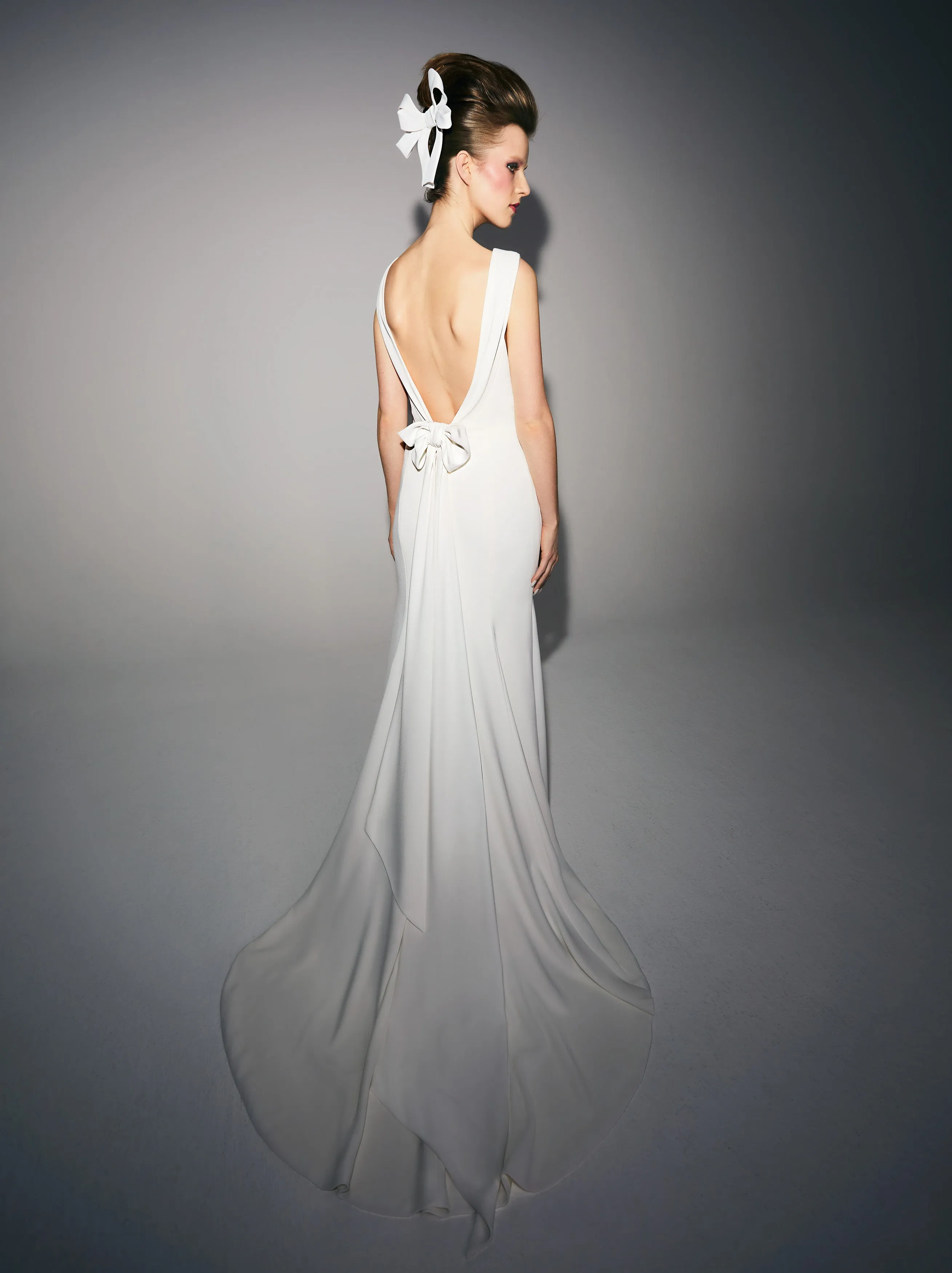 VRM339 - OPEN BACK CRÊPE MERMAID sold by Viktor & Rolf product image thumbnail 2