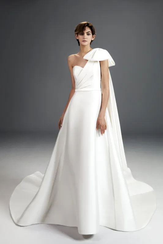 VRM379 - DREAMY SHOULDER BOW GOWN sold by Viktor & Rolf