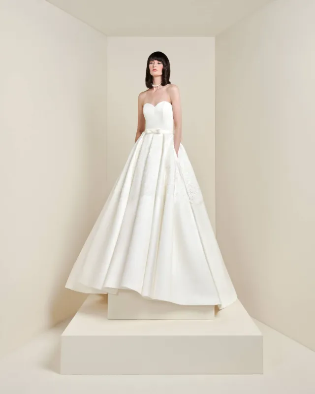 VRM441 – LACE EMBELLISHED A-LINE GOWN sold by Viktor & Rolf