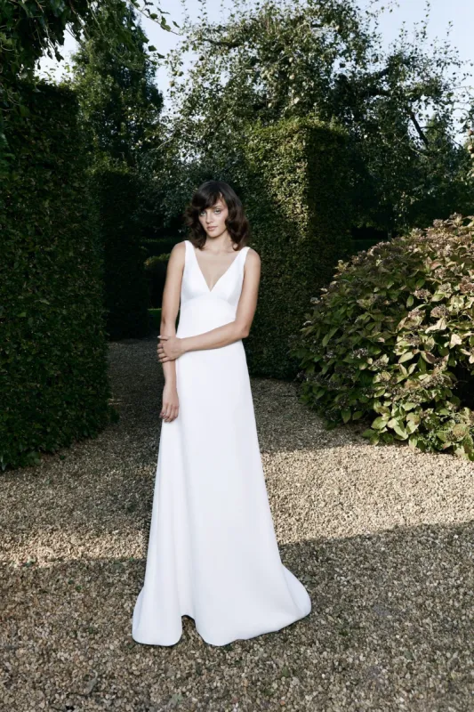 VRM451 – SIGNATURE SQUARE TRAIN COLUMN sold by Viktor & Rolf