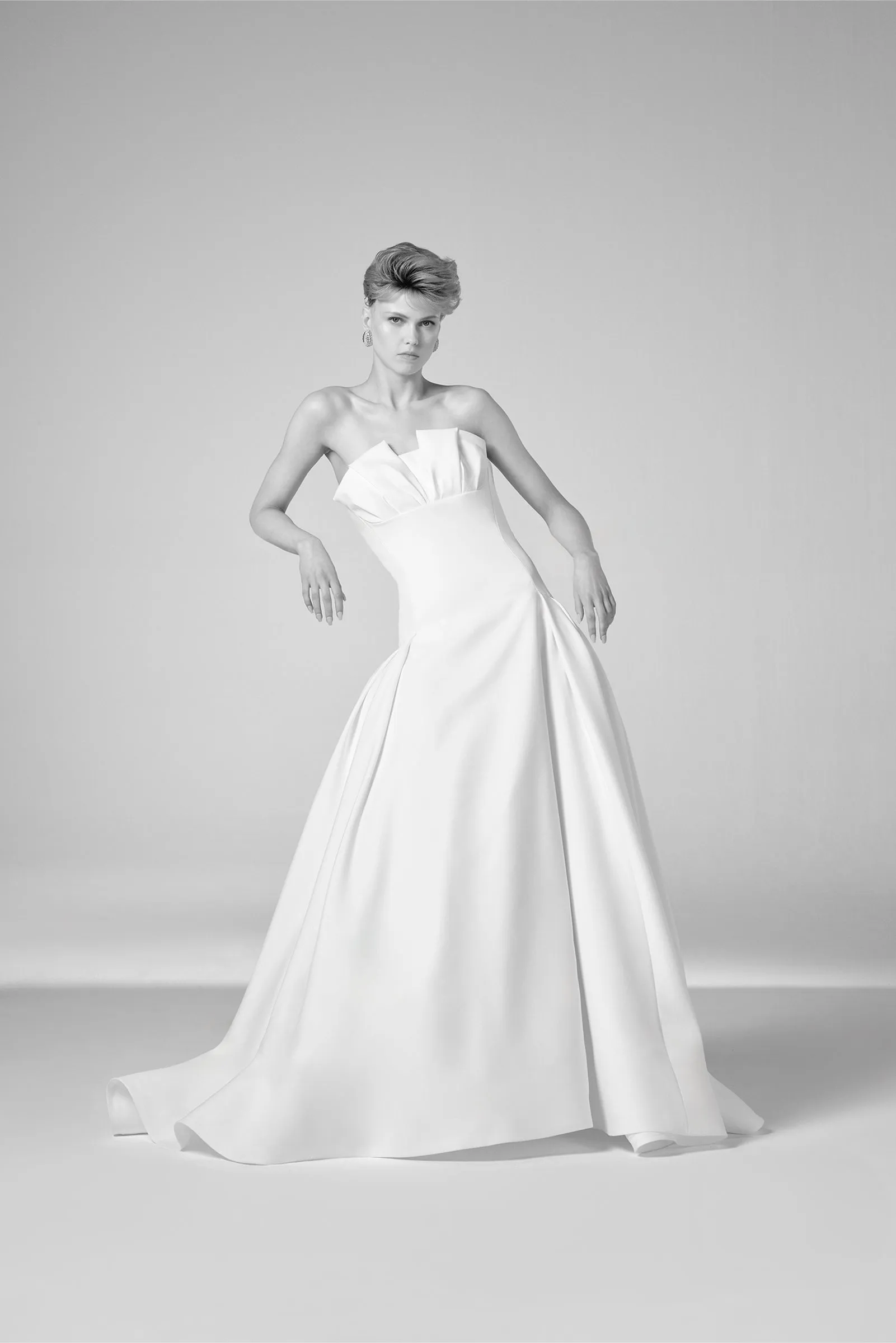 VRM483 - COUTURE BUSTIER GOWN sold by Viktor & Rolf