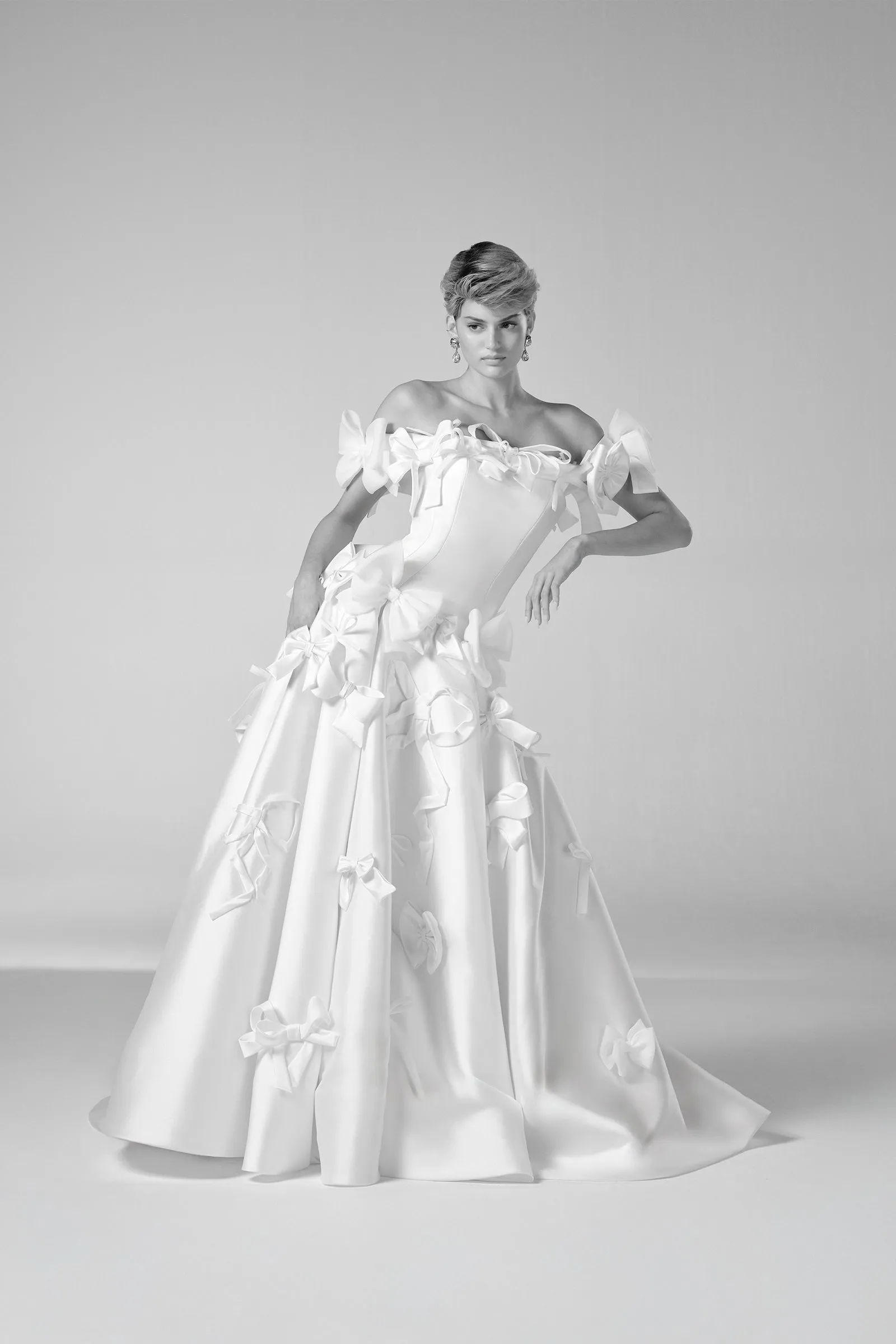 VRM475 - BOW ABUNDANCE GOWN sold by Viktor & Rolf
