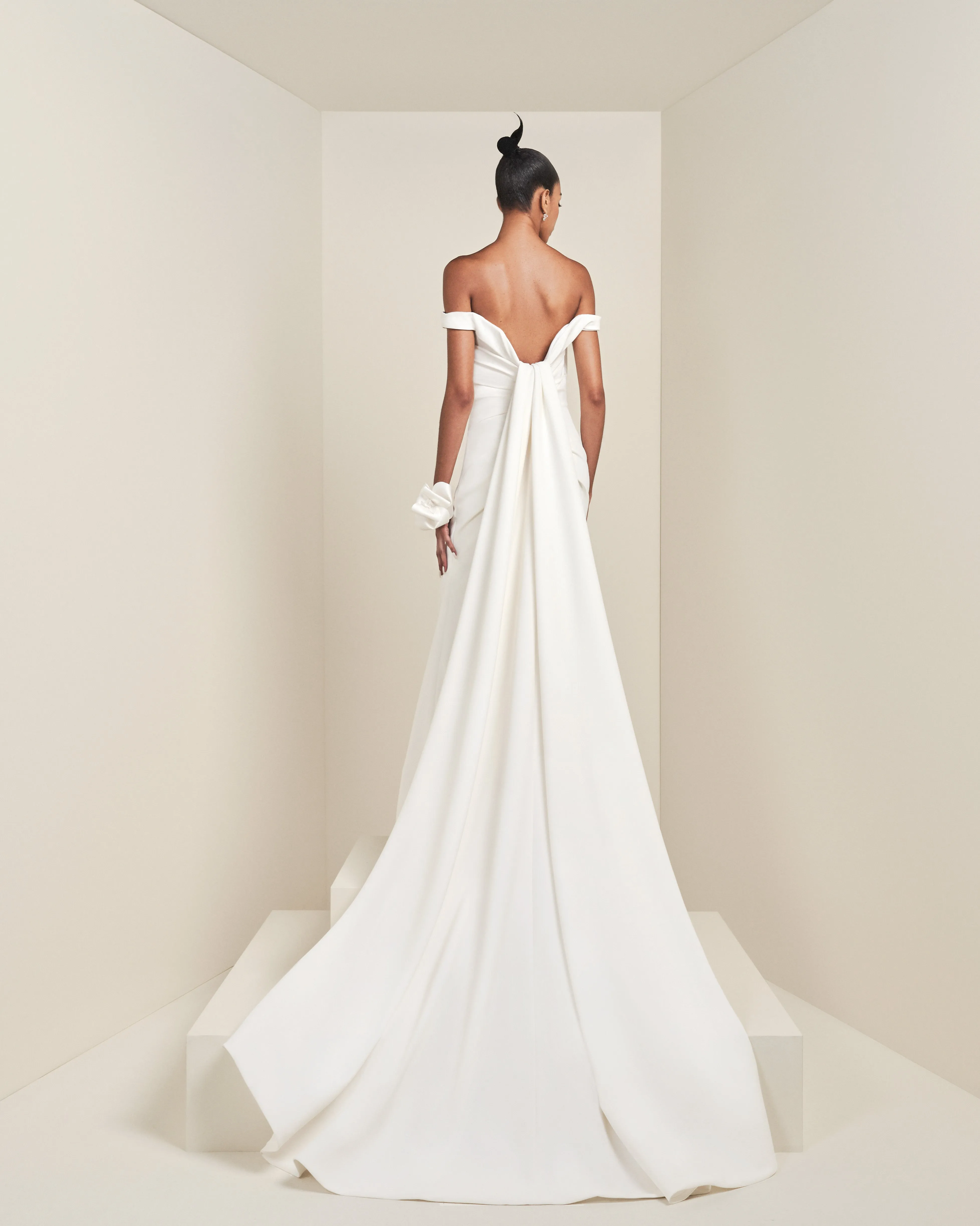 VRM417 – OFF-SHOULDER ROMANTIC DRAPE MERMAID GOWN sold by Viktor & Rolf product image thumbnail 2