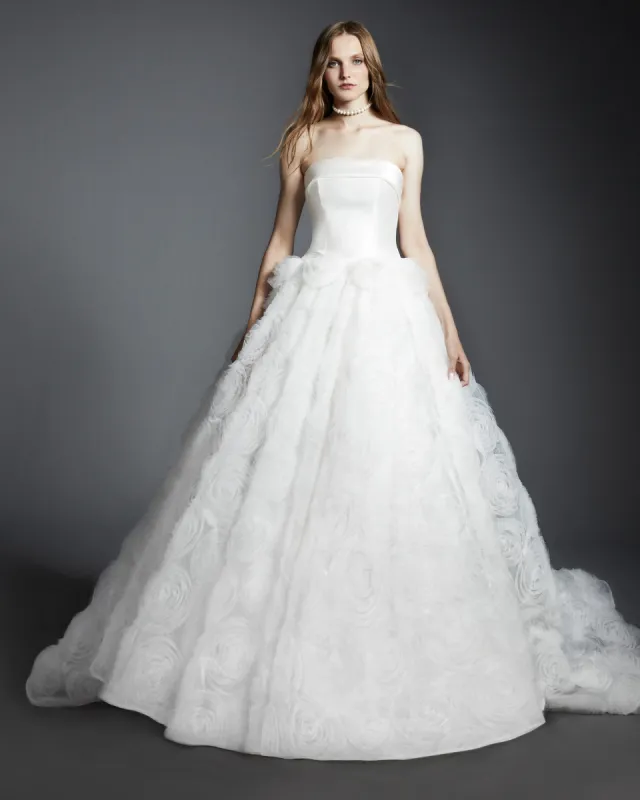 VRM413 - TULLE ROSE DREAM GOWN sold by Viktor & Rolf