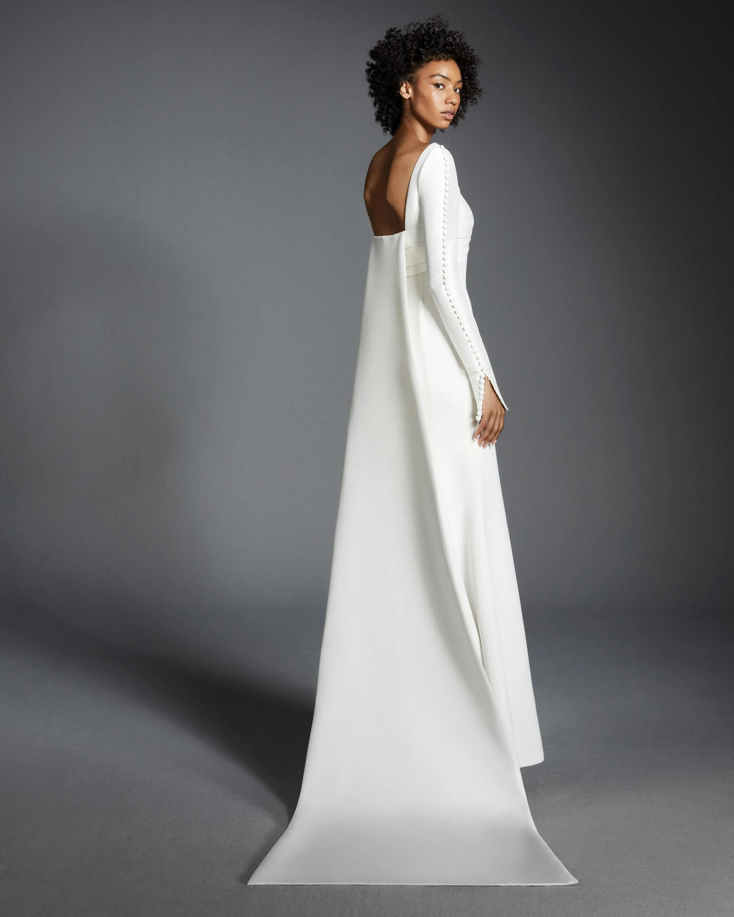 VRM409 - ELEGANT EMPIRE MERMAID GOWN sold by Viktor & Rolf product image thumbnail 2