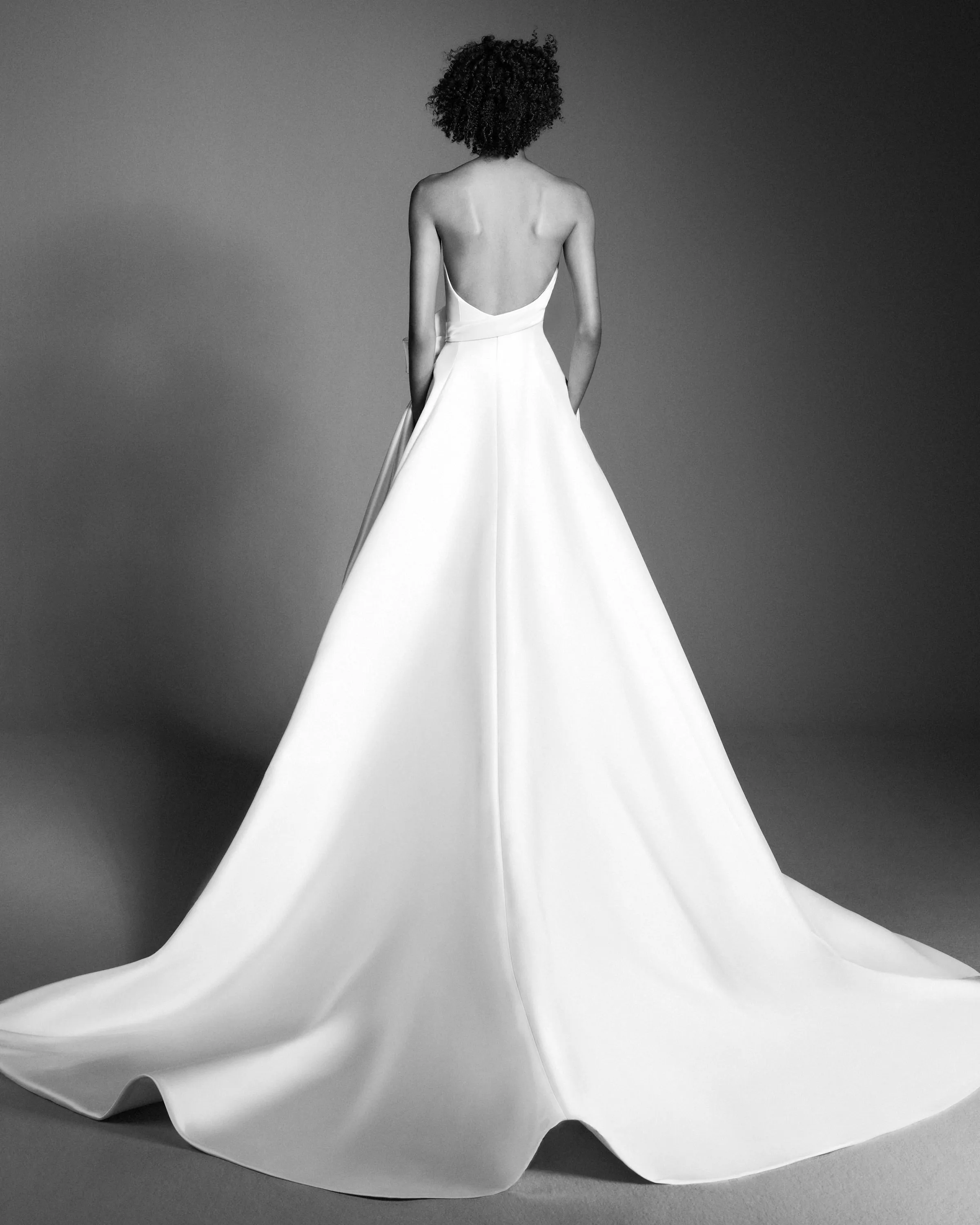 VRM406 - ROYAL RIBBON GOWN sold by Viktor & Rolf product image thumbnail 4