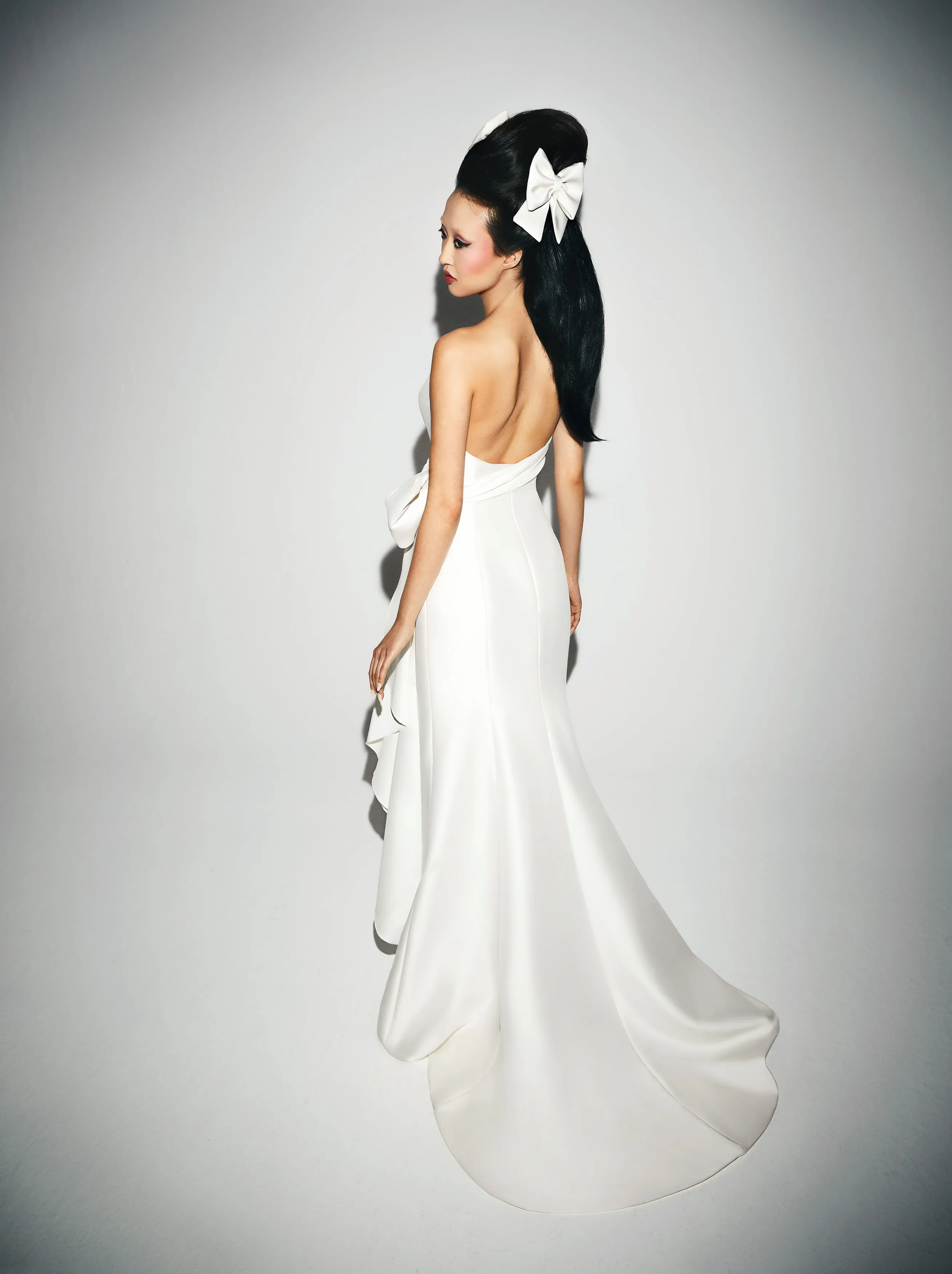 VRM332 - DREAMY DRAPE SWEETHEART GOWN sold by Viktor & Rolf product image thumbnail 2