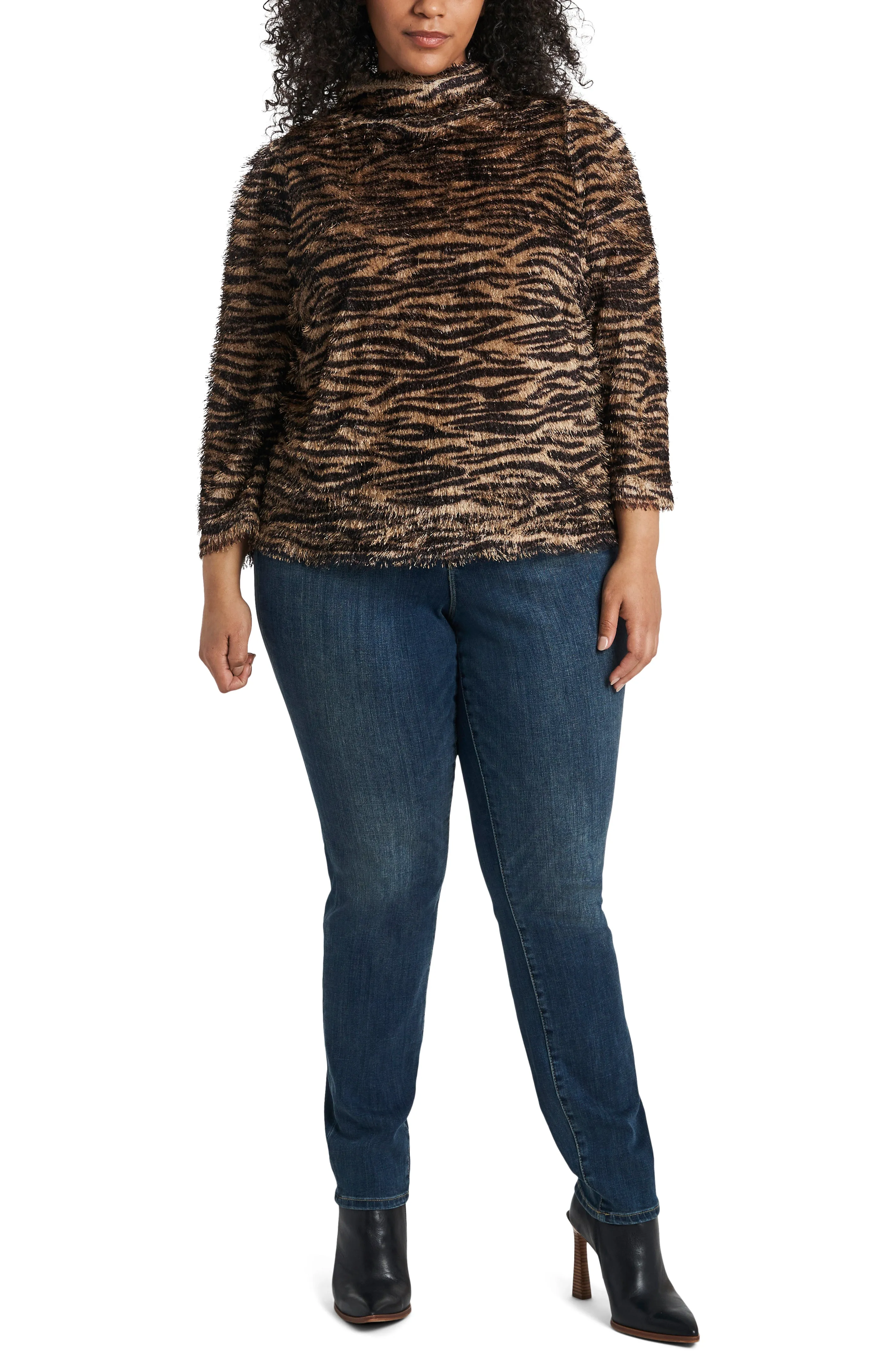 Plus-Size Long Sleeve Puff Shoulder Soft Knit Top sold by Vince Camuto product image thumbnail 3