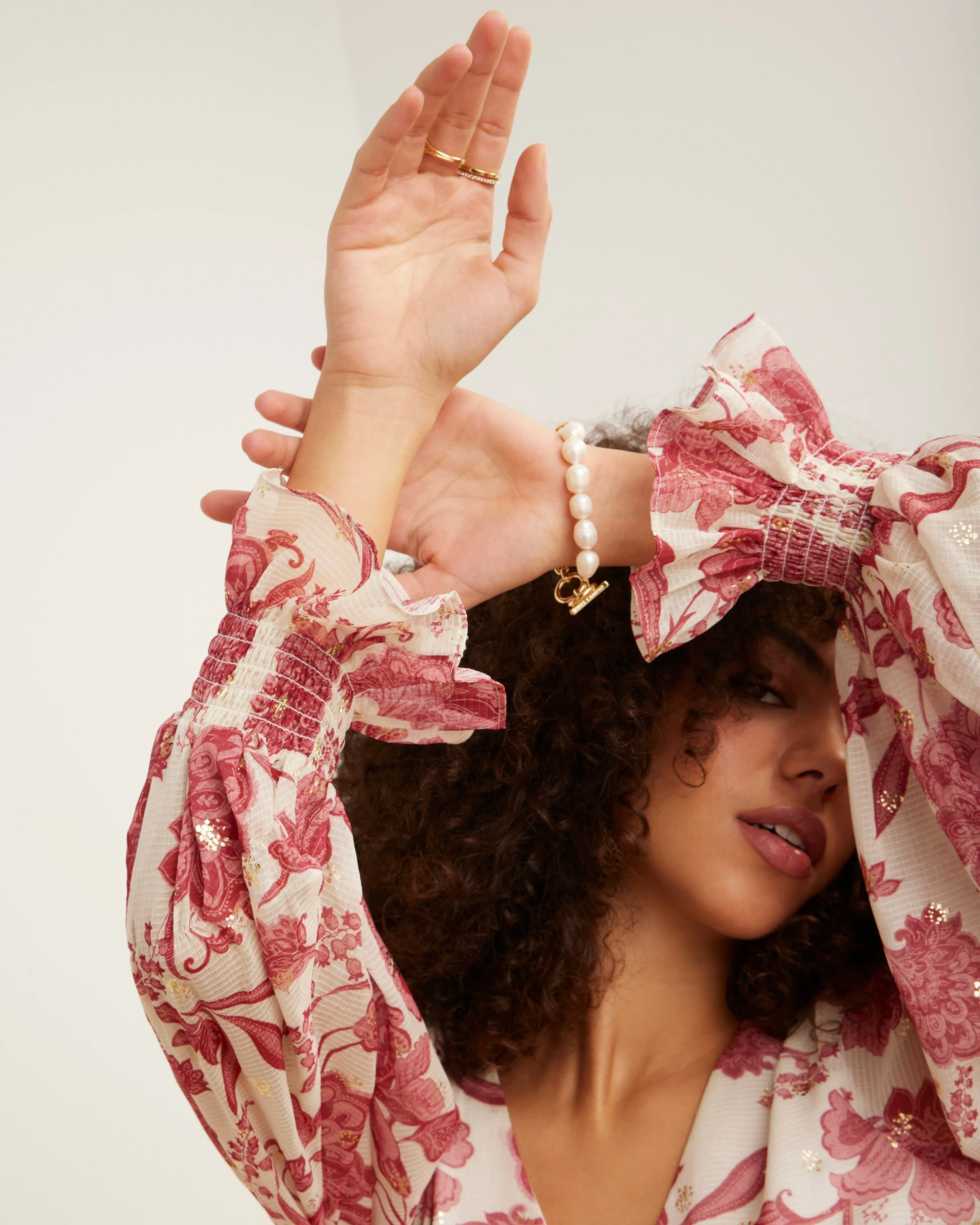 Floral Print Balloon-Sleeve Blouse sold by Vince Camuto product image thumbnail 3