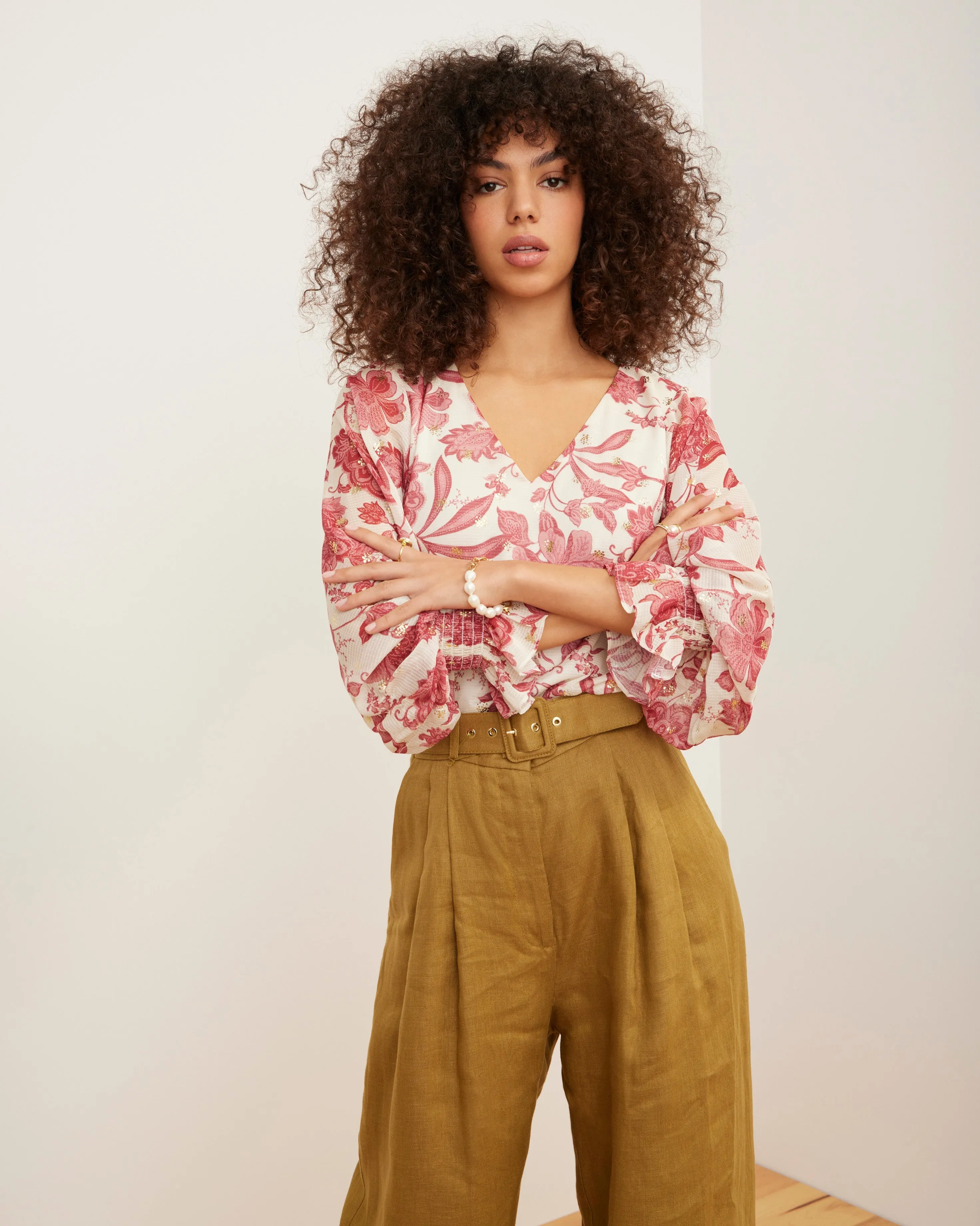 Floral Print Balloon-Sleeve Blouse sold by Vince Camuto product image thumbnail 4