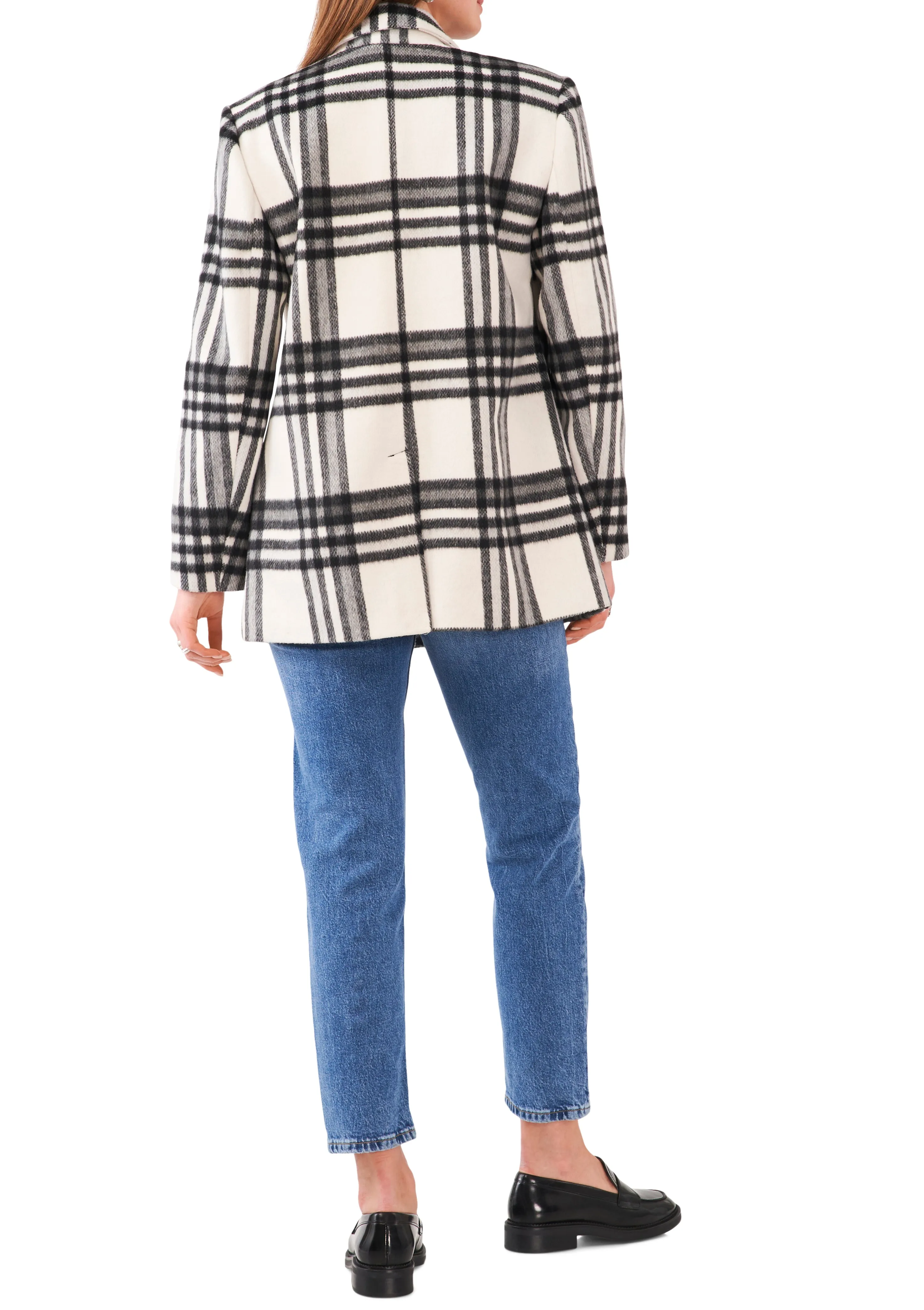 Oversized Plaid Print Notch-Lapel Blazer sold by Vince Camuto product image thumbnail 4
