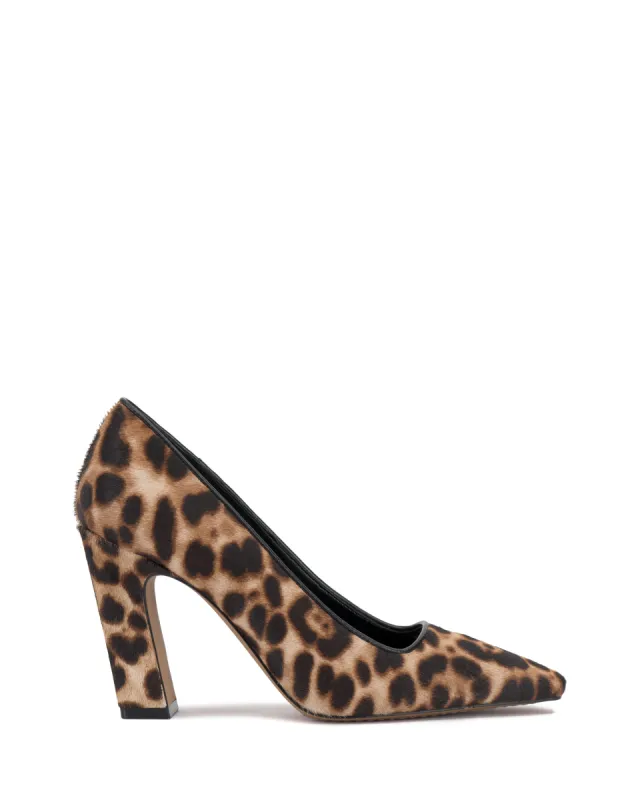 Sibrina Pump sold by Vince Camuto