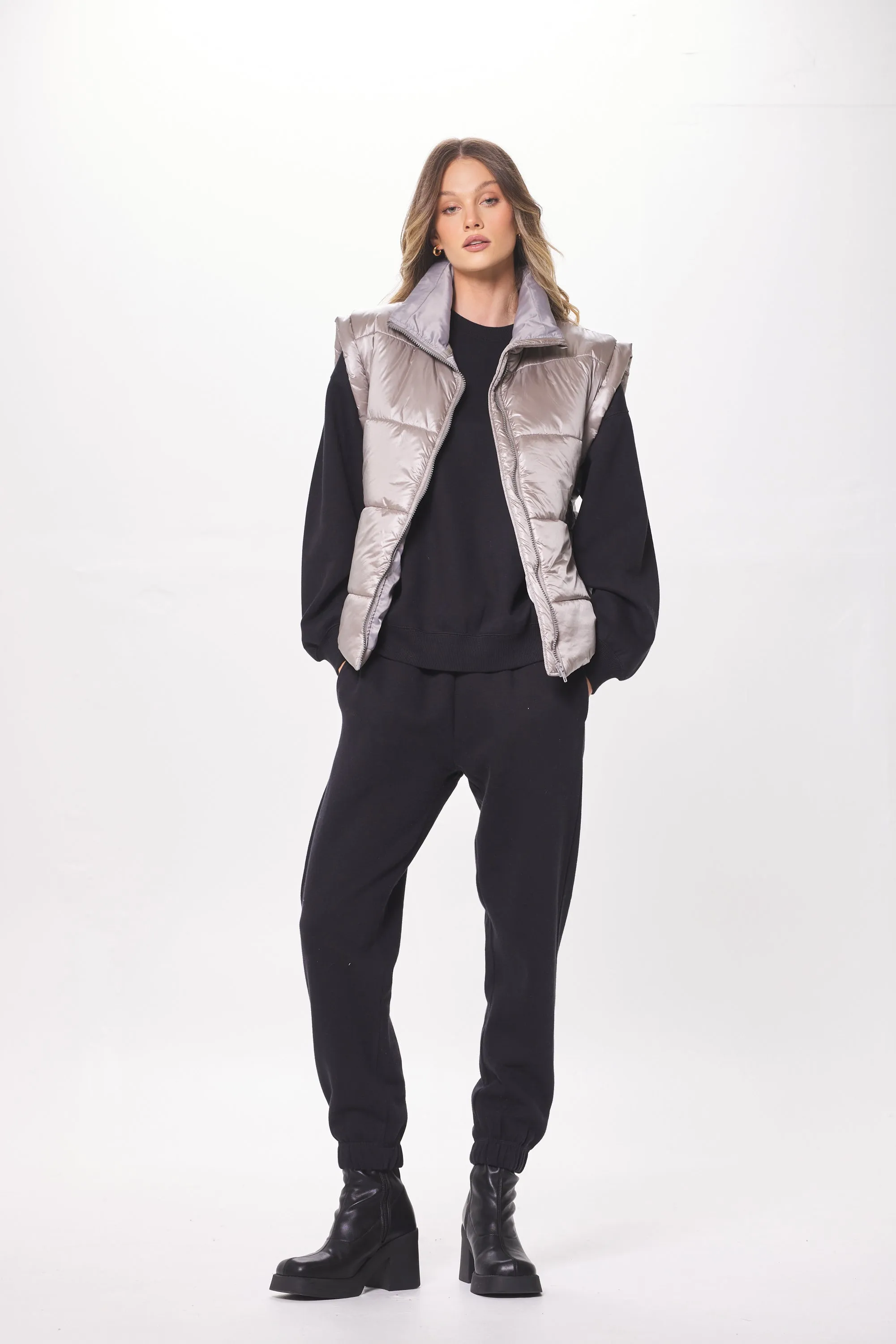 Silver Oversized Puffer Vest sold by Vintage Havana product image thumbnail 3