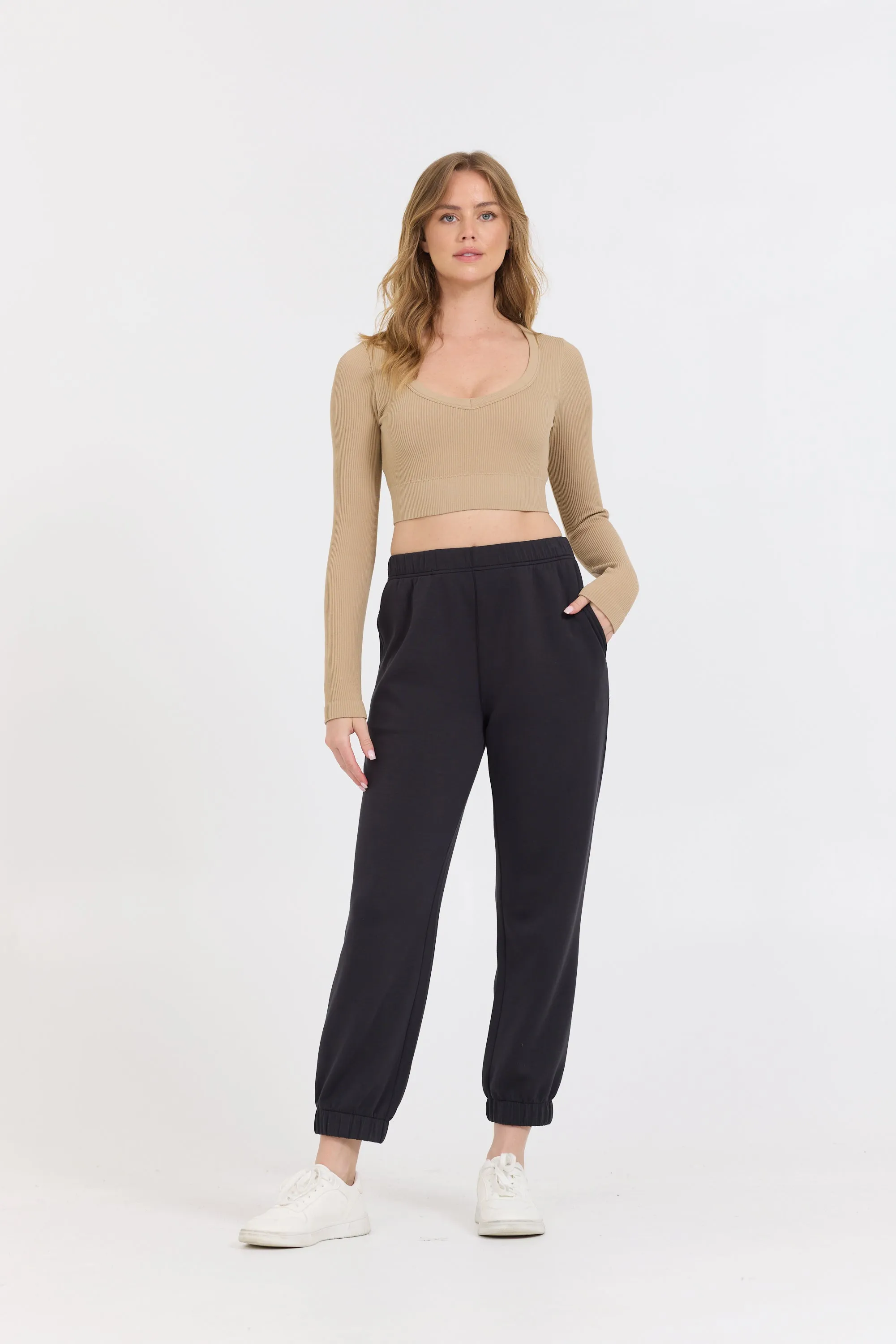 Black Cloud Fleece Jogger sold by Vintage Havana product image thumbnail 4
