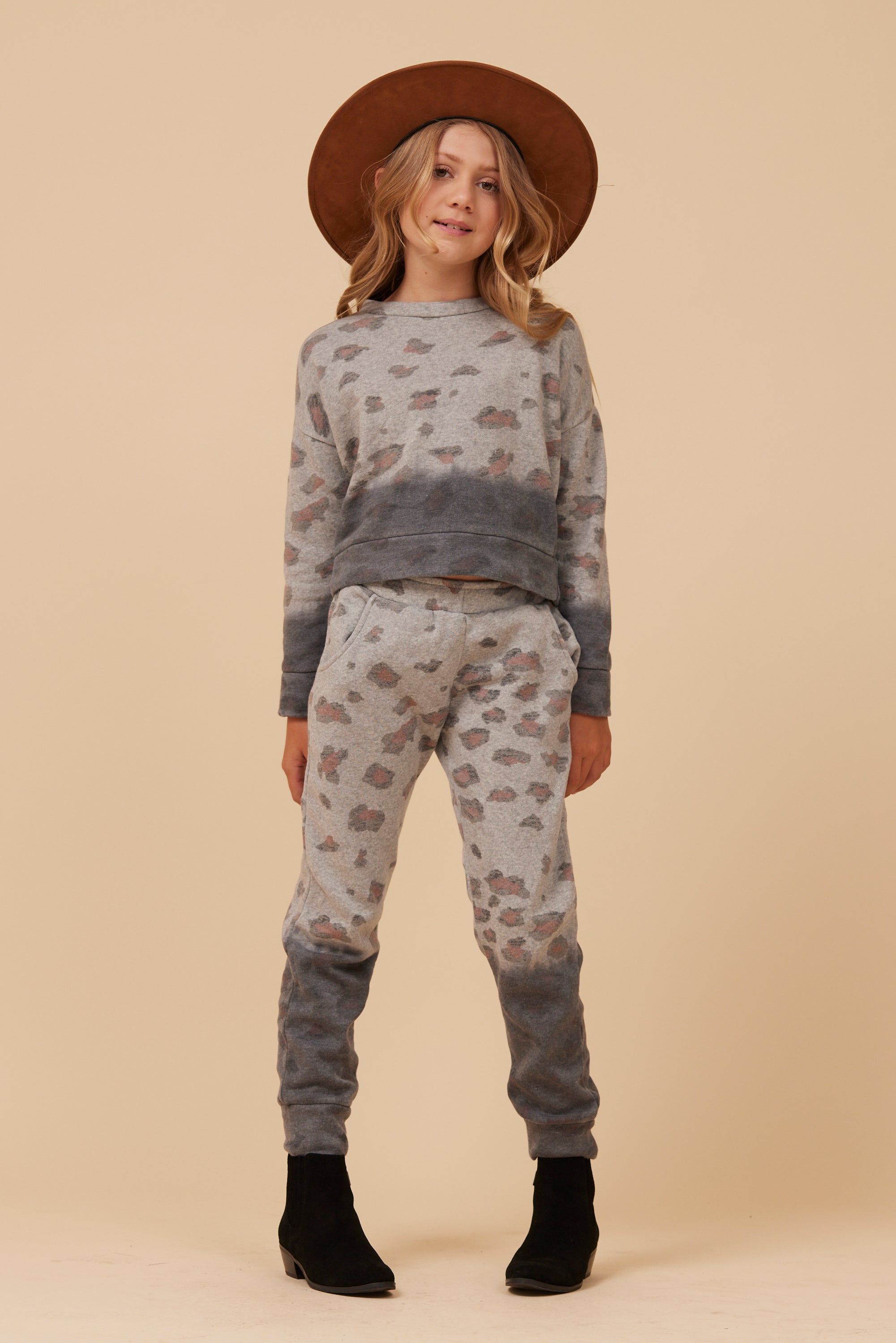 Large Leopard Print Dip Dye Jogger sold by Vintage Havana product image thumbnail 3