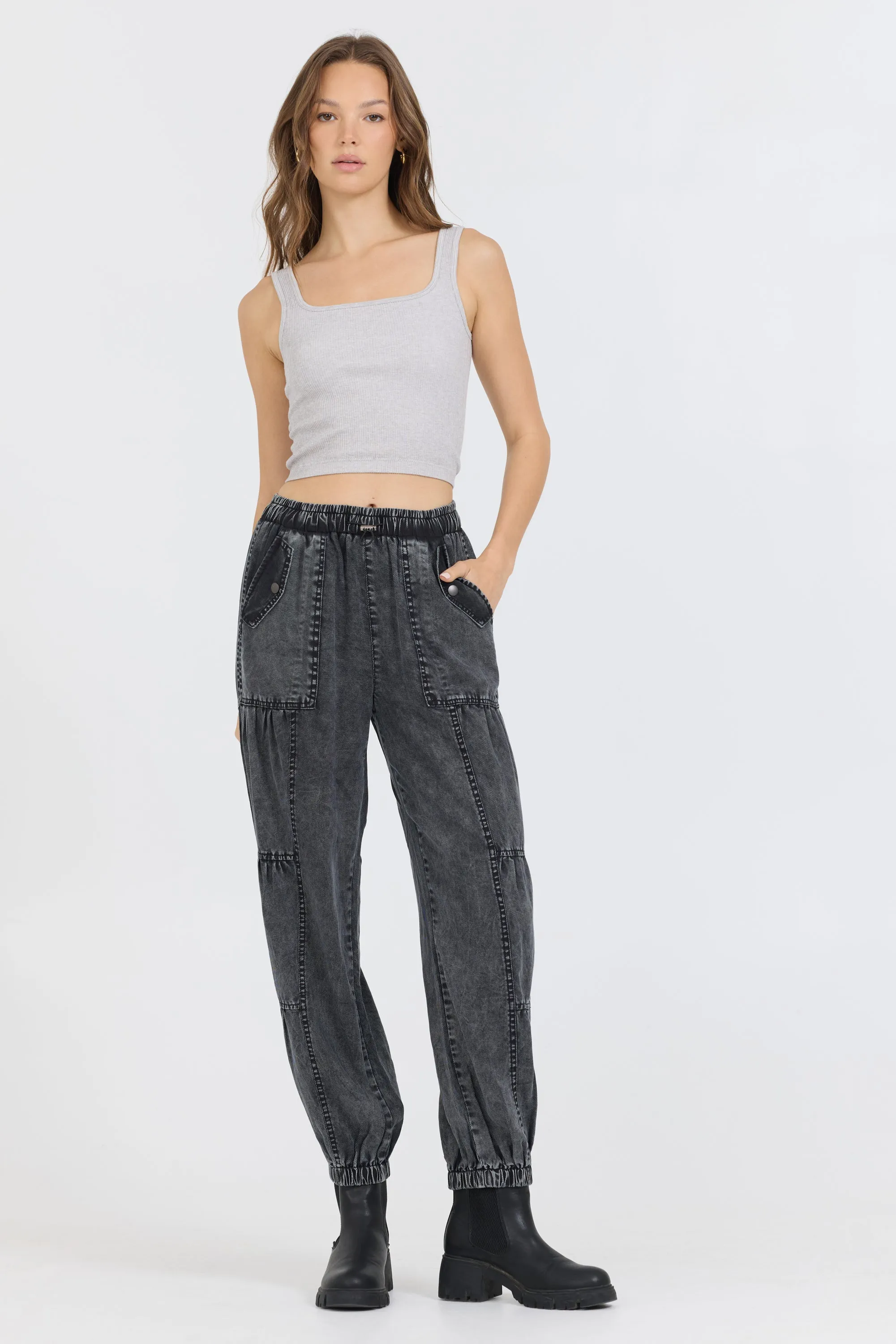 Heather Grey Seamless Tank Top sold by Vintage Havana product image thumbnail 4