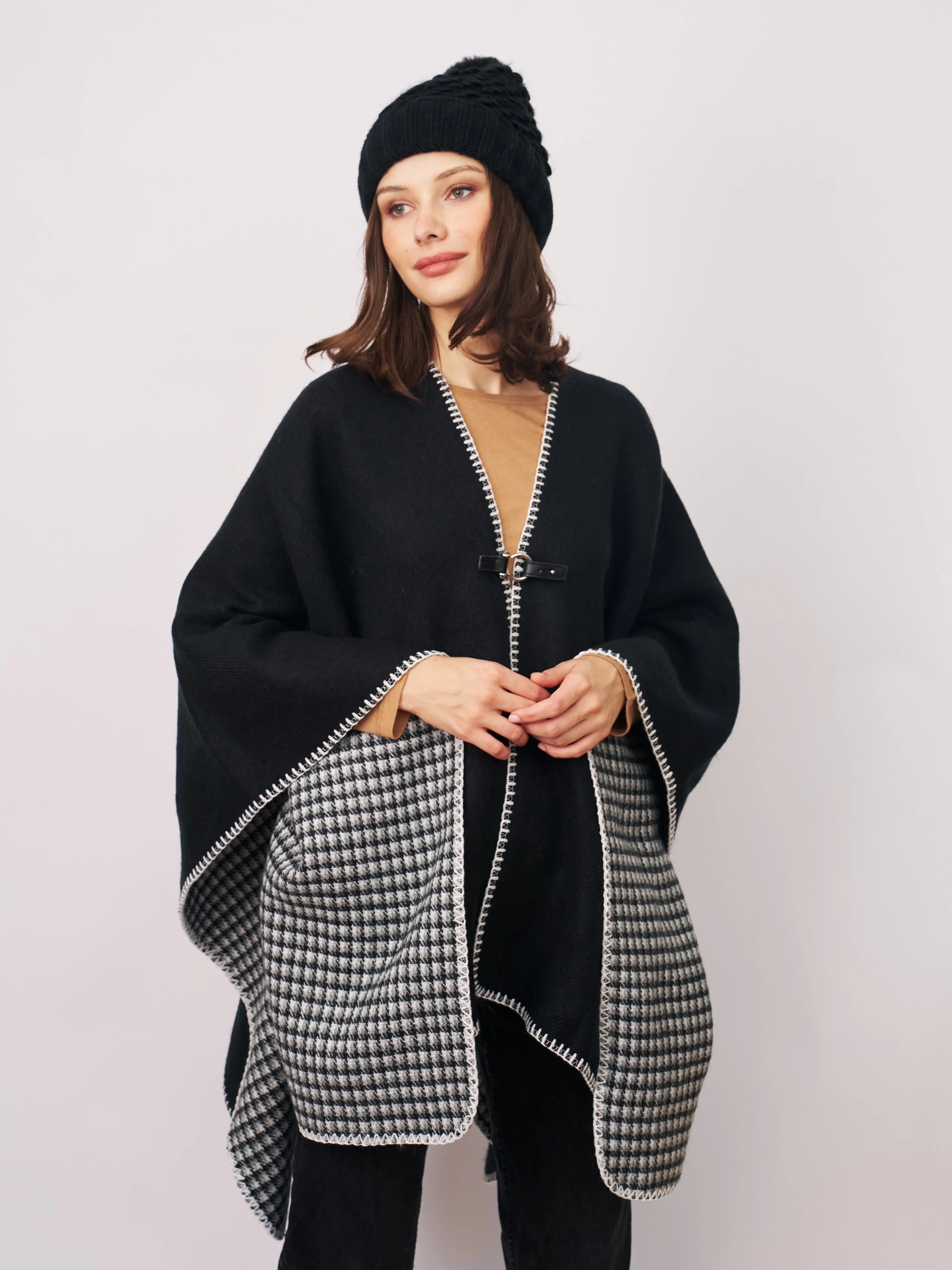 WHIPSTITCH RUANA - BLACK/IVORY sold by Vintage Havana product image thumbnail 3