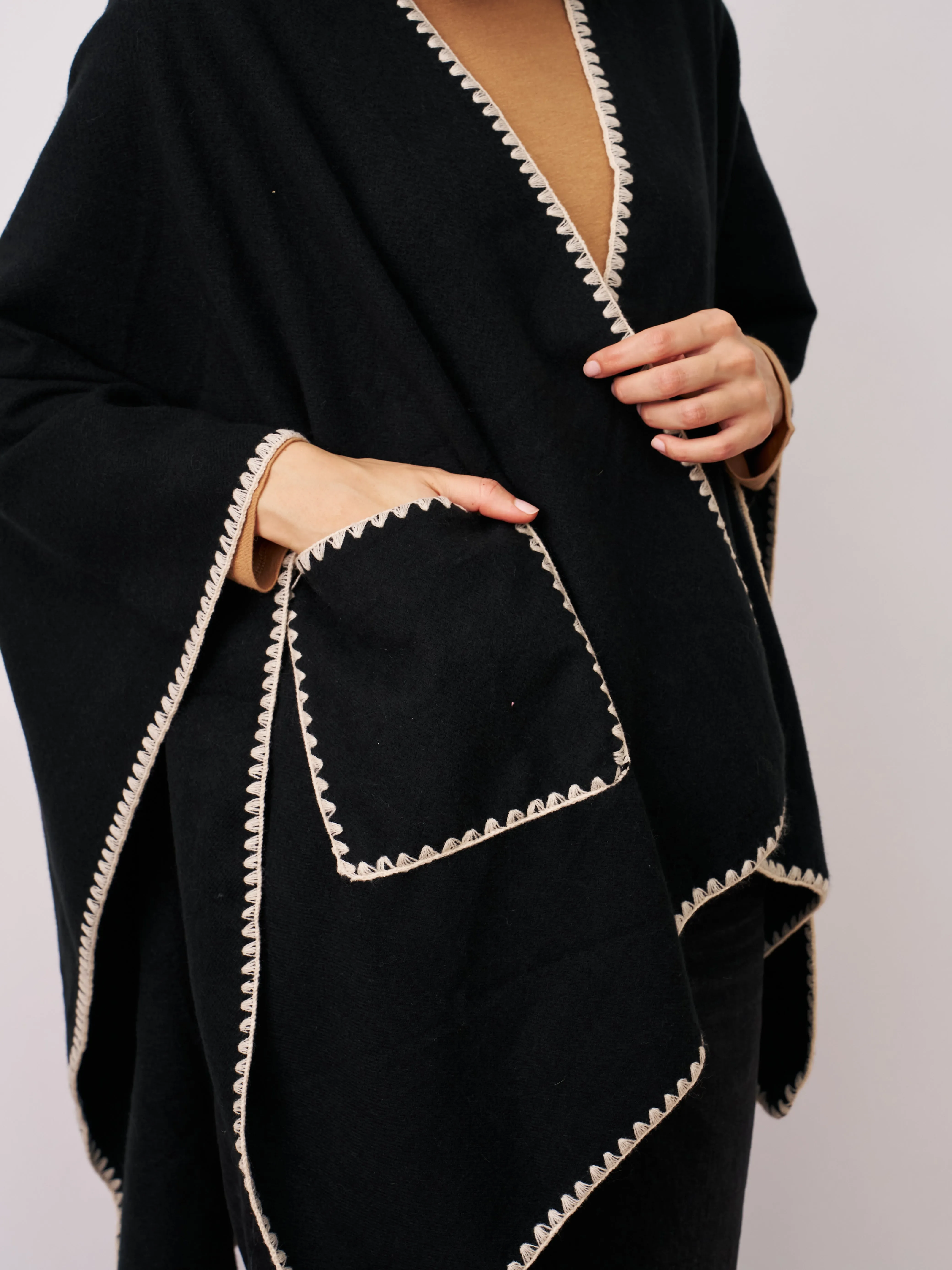 WHIPSTITCH RUANA WITH POCKETS sold by Vintage Havana product image thumbnail 3