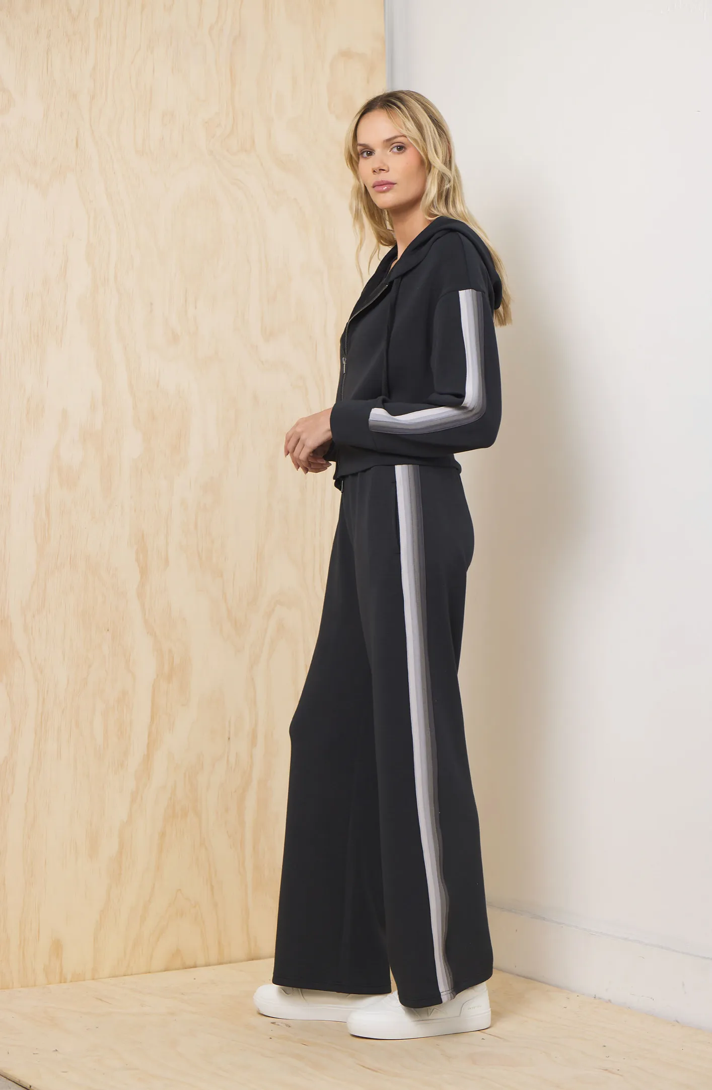 Striped Cloud Fleece Wide Leg Pant sold by Vintage Havana product image thumbnail 2