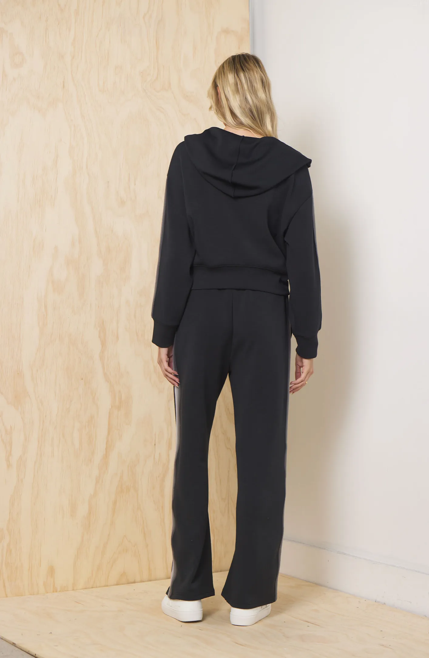 Striped Cloud Fleece Wide Leg Pant sold by Vintage Havana product image thumbnail 3