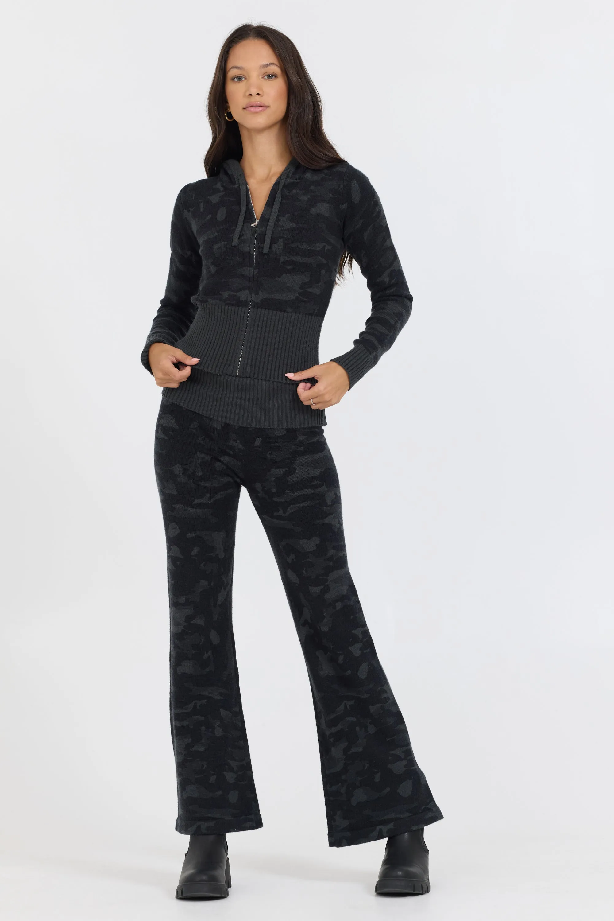 Black Slim Fit Knit Zip Up sold by Vintage Havana product image thumbnail 3