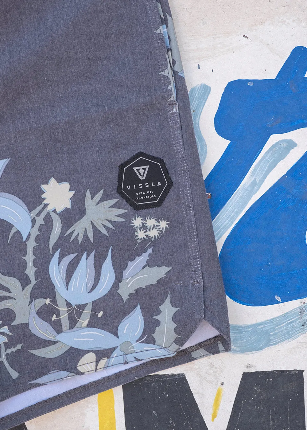 Hibiscus Haze 16.5" Ecolastic sold by VISSLA product image thumbnail 2