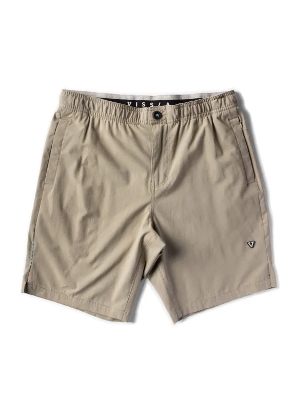Alto 18" Hybrid Elastic Walkshort sold by VISSLA