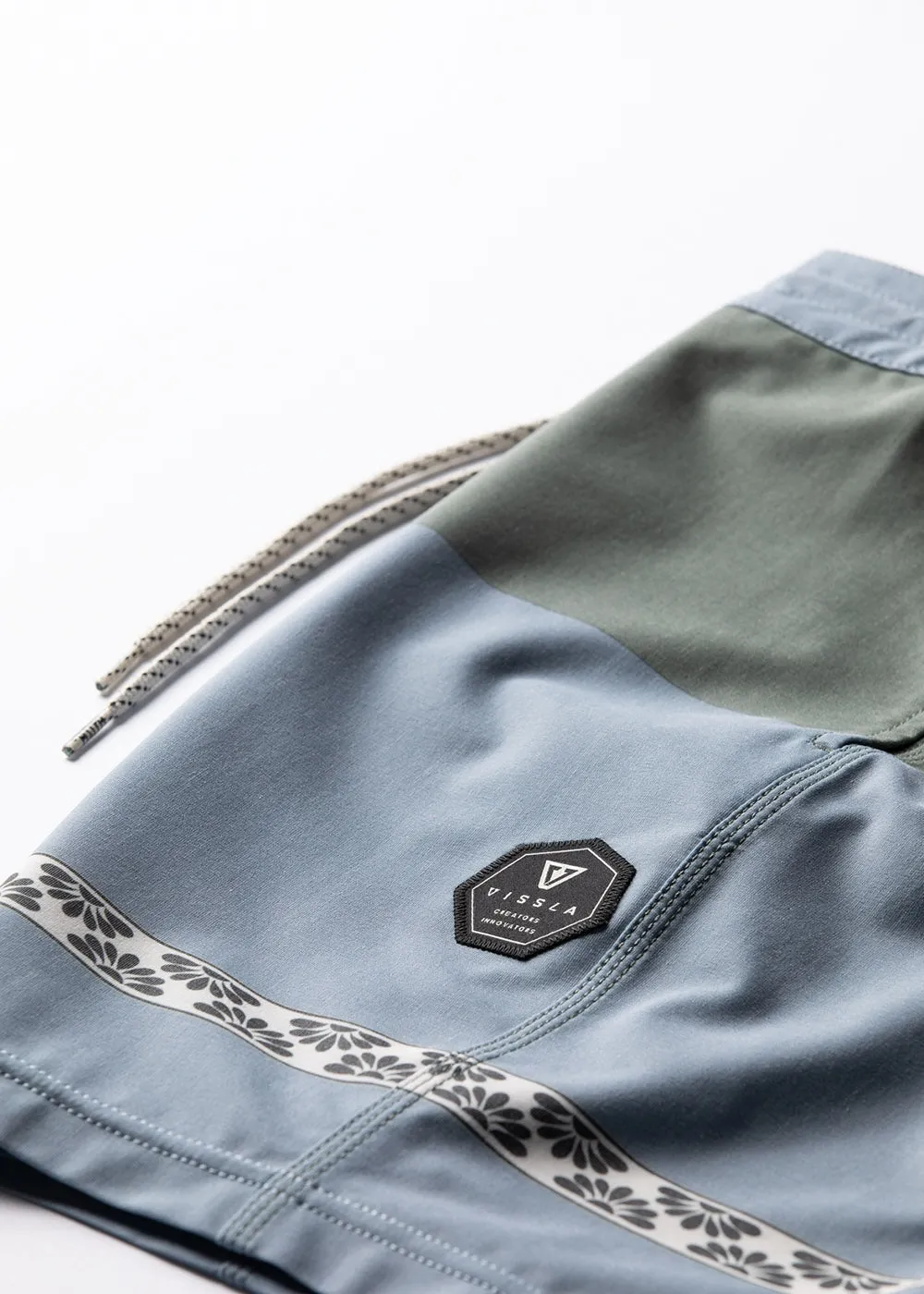 Four Doors 17.5" Boardshort sold by VISSLA product image thumbnail 4