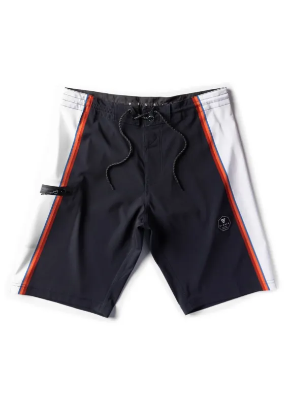 Recline 21" Boardshort sold by VISSLA