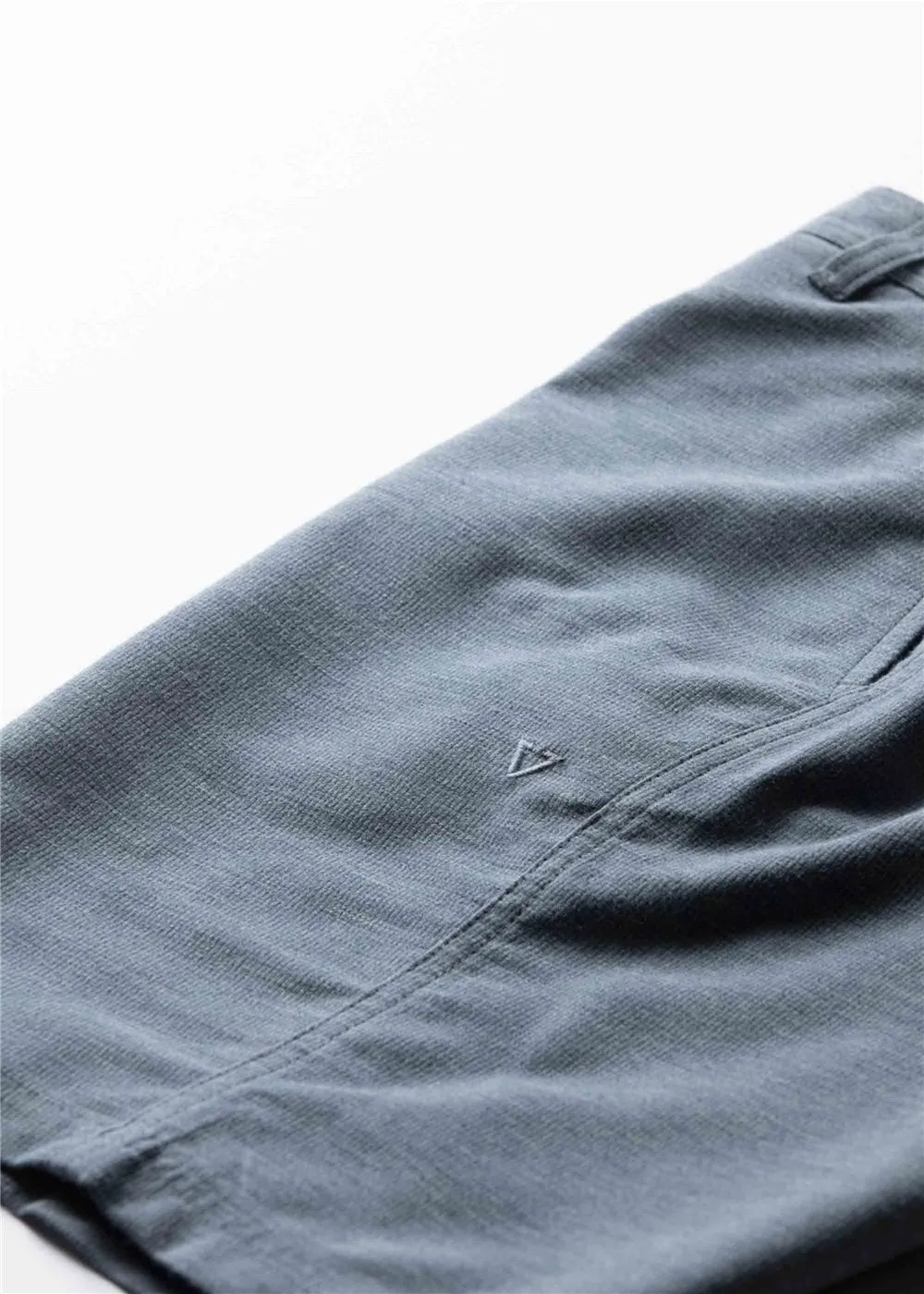 Canyons 25 Hybrid 18.5" Walkshort sold by VISSLA product image thumbnail 4