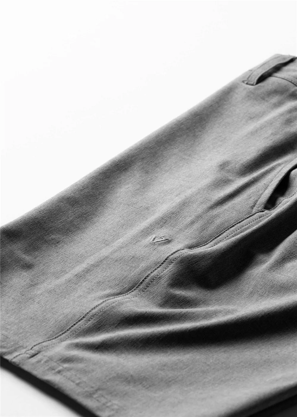 Canyons 25 Hybrid 18.5" Walkshort sold by VISSLA product image thumbnail 4