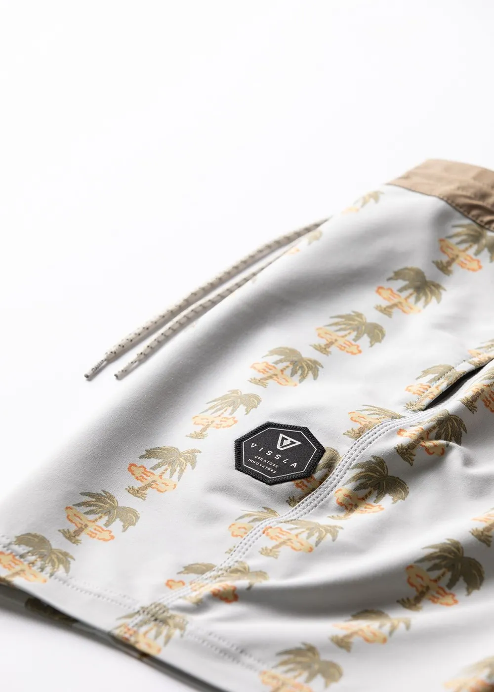 Atomic Palms 17.5" Boardshort sold by VISSLA product image thumbnail 4