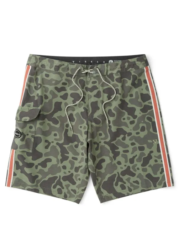 Long Sets 21" Boardshort sold by VISSLA