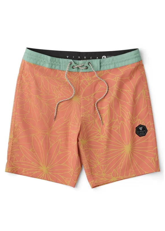 Naturals 18.5" Boardshort made by VISSLA