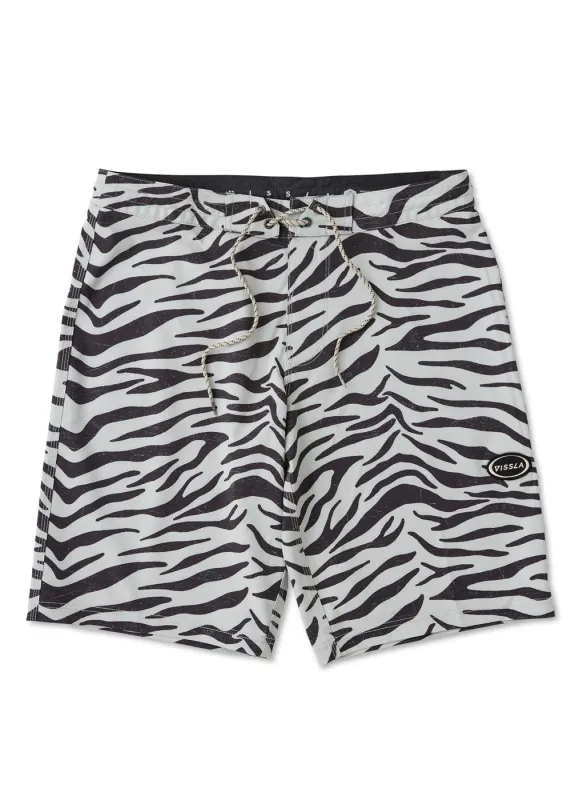 Mozambique 21" Boardshort made by VISSLA